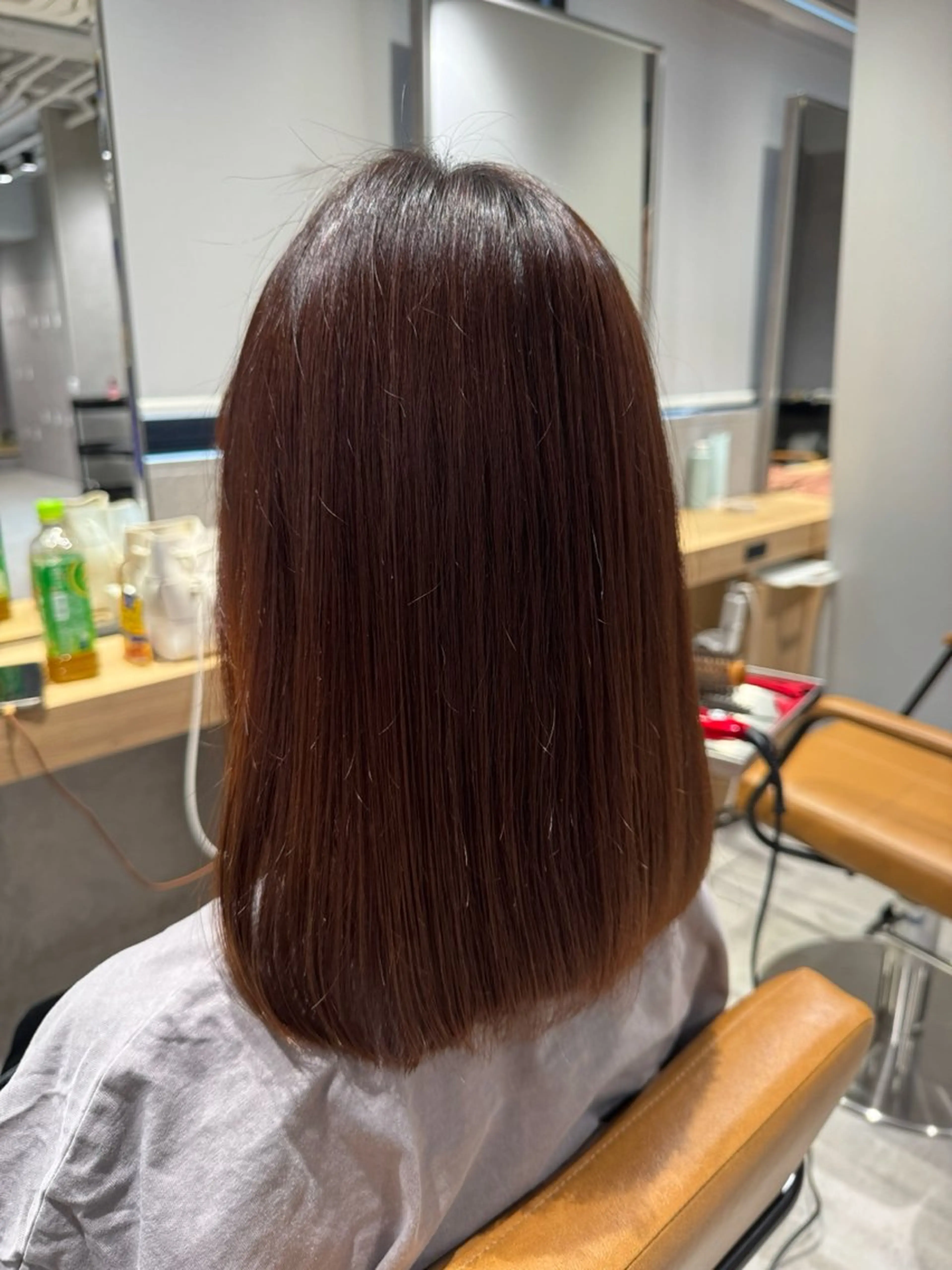セミロング ヘアカラー 青木 あいかのヘアスタイル