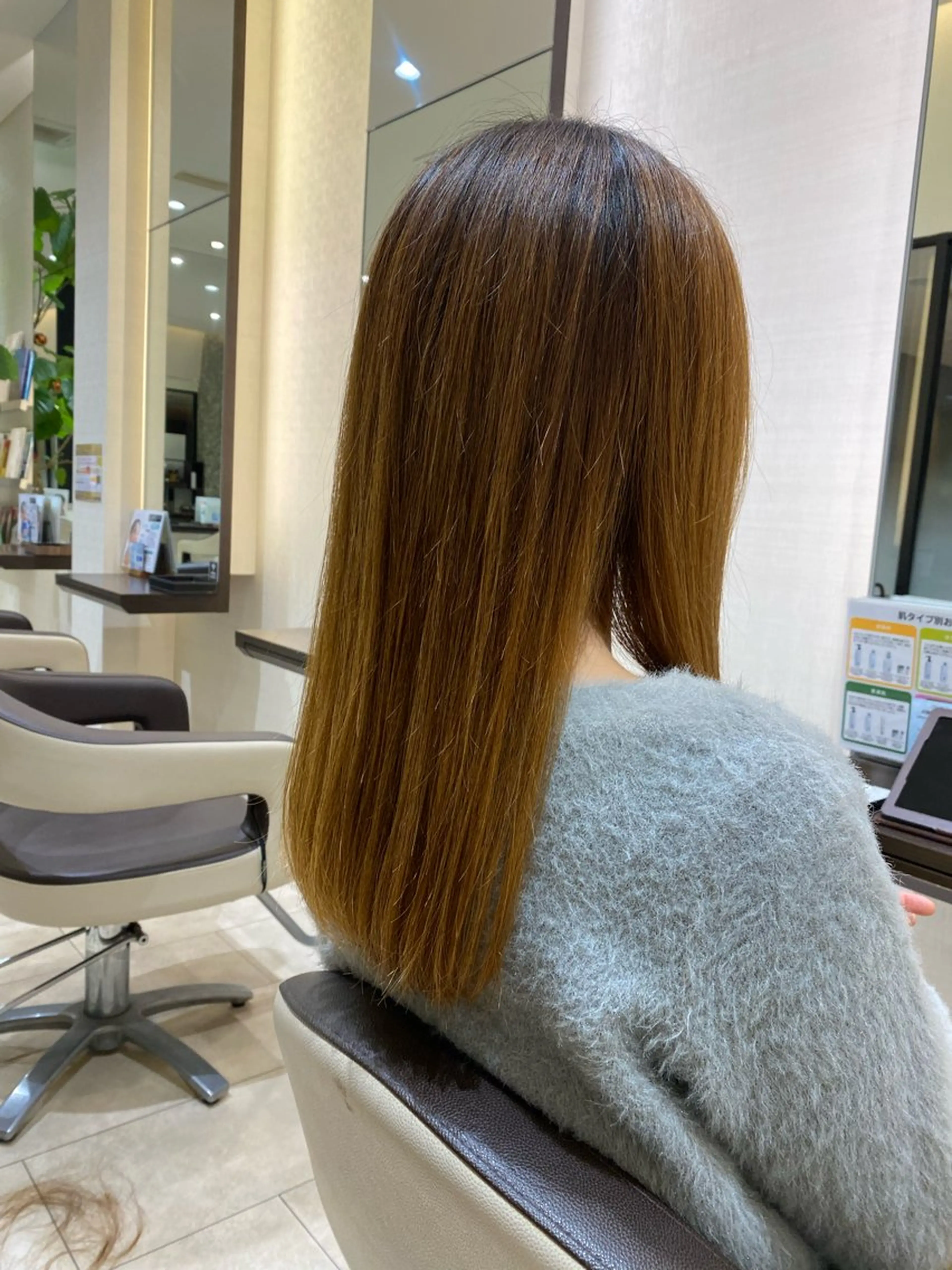 ロング CARDIA LUSSO所属・松下 美希のヘアスタイル