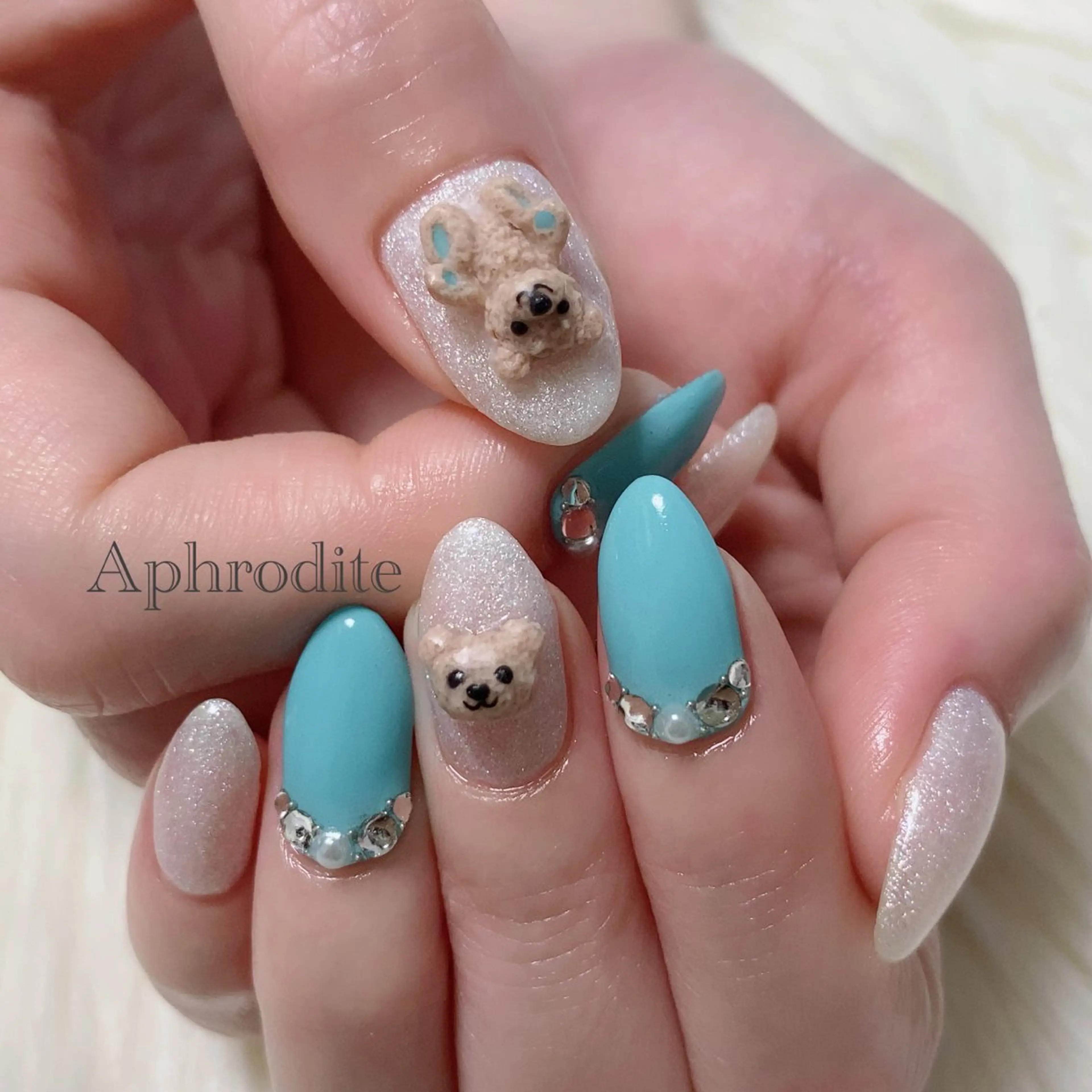 ネイル Aphrodite パラジェル認定サロンのネイルデザイン