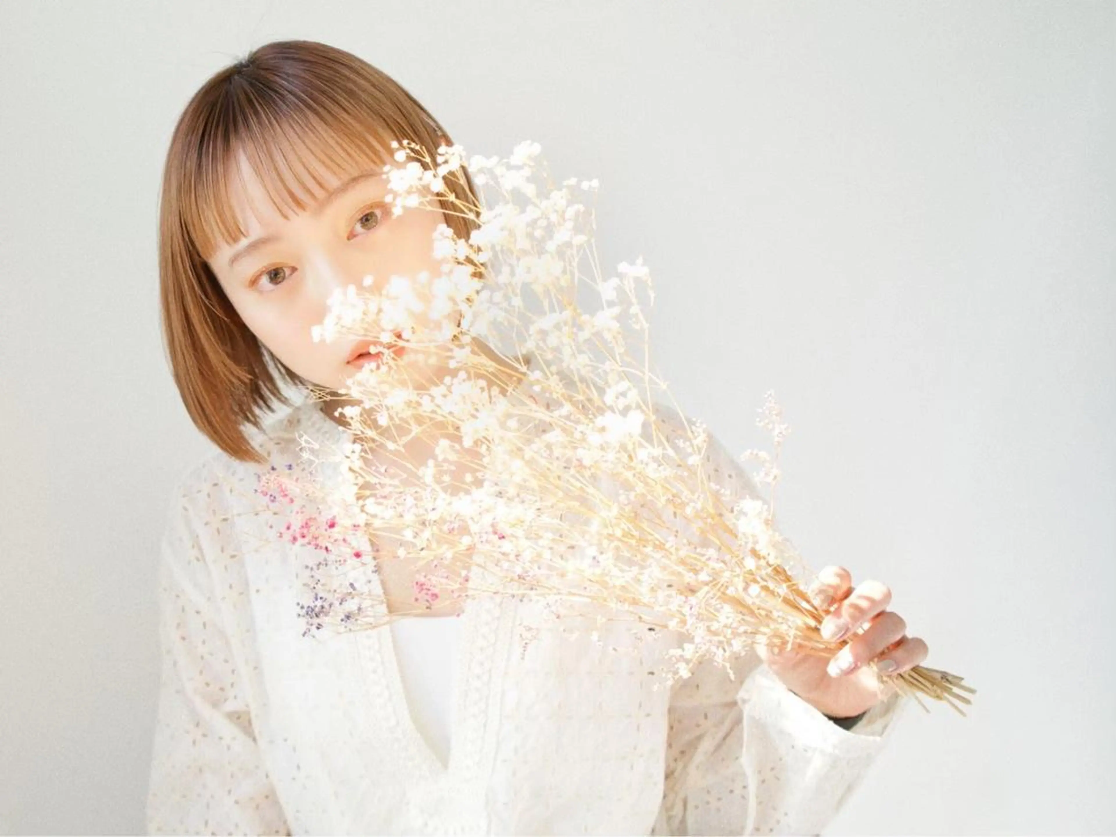 カラー ブリーチ カット ヘアカラー 丸山 雷世のヘアスタイル