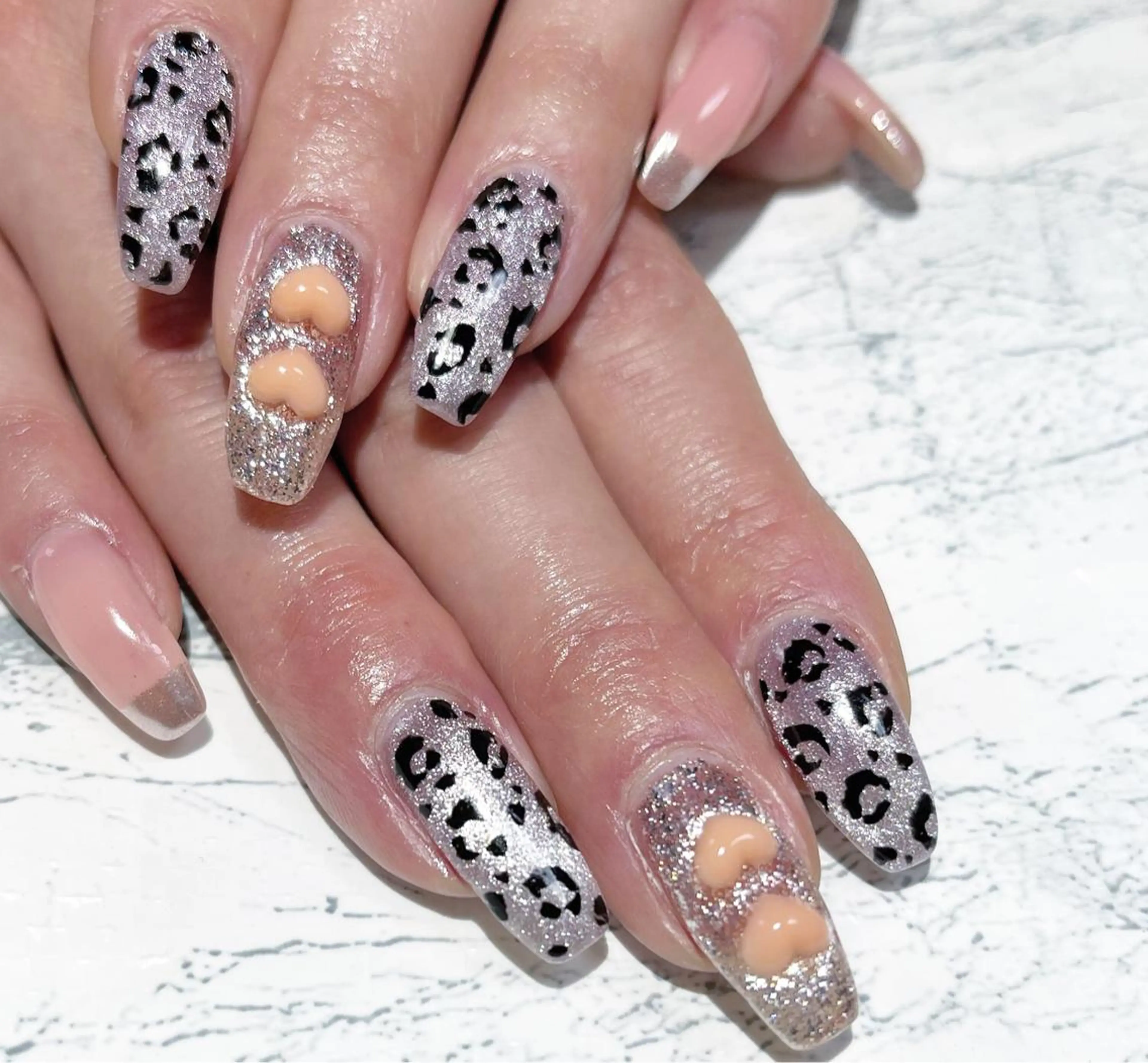 ネイル アニマル柄 フットネイル ニュアンスネイル シンプルネイル 春ネイル ネイル フフラ所属・nail fufla ♡yamane♡のネイルデザイン