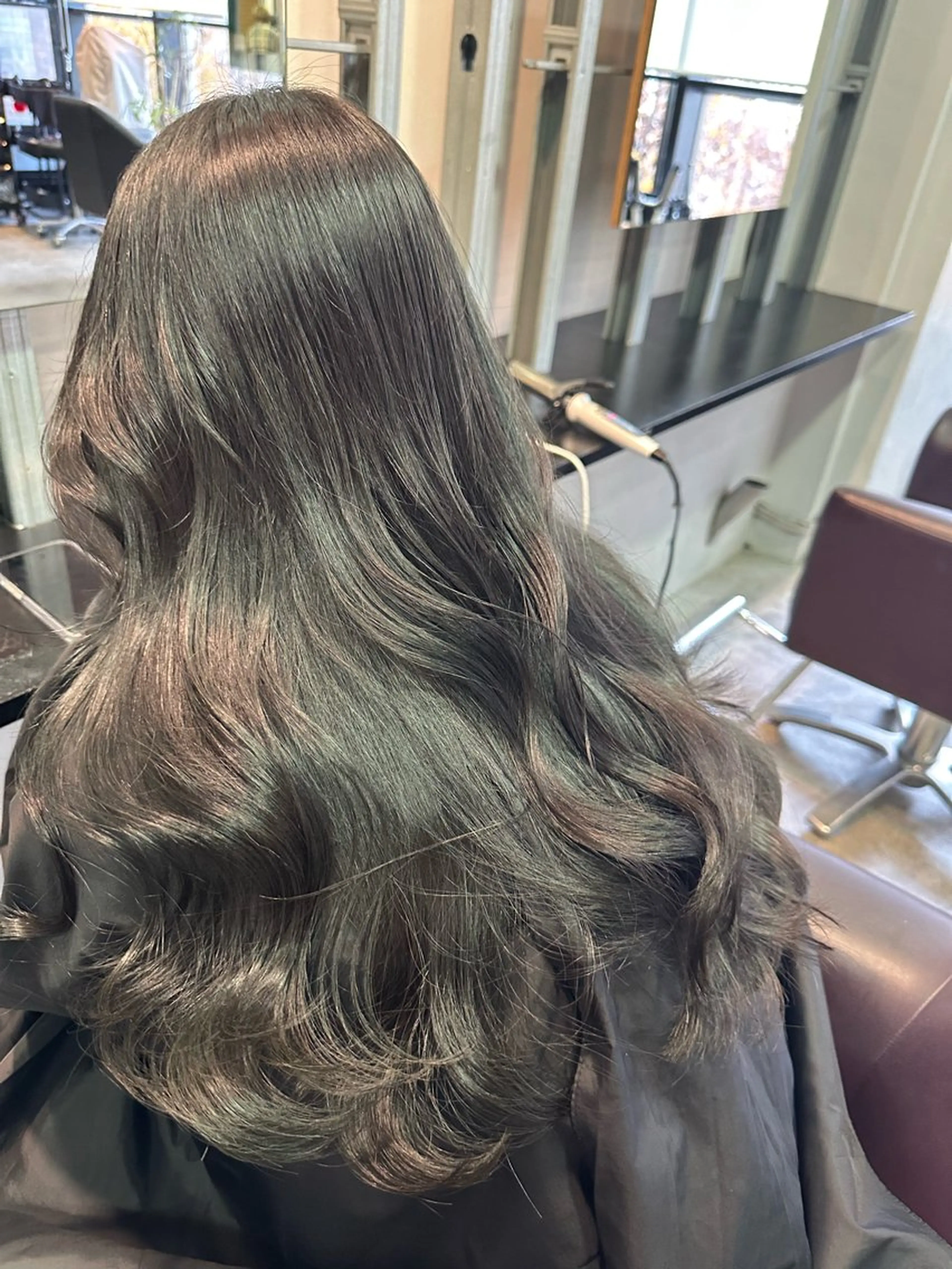 ロング カラー カット ヘアカラー トリートメント YEAU　PLUS所属・極上の艶髪 RINAのヘアスタイル