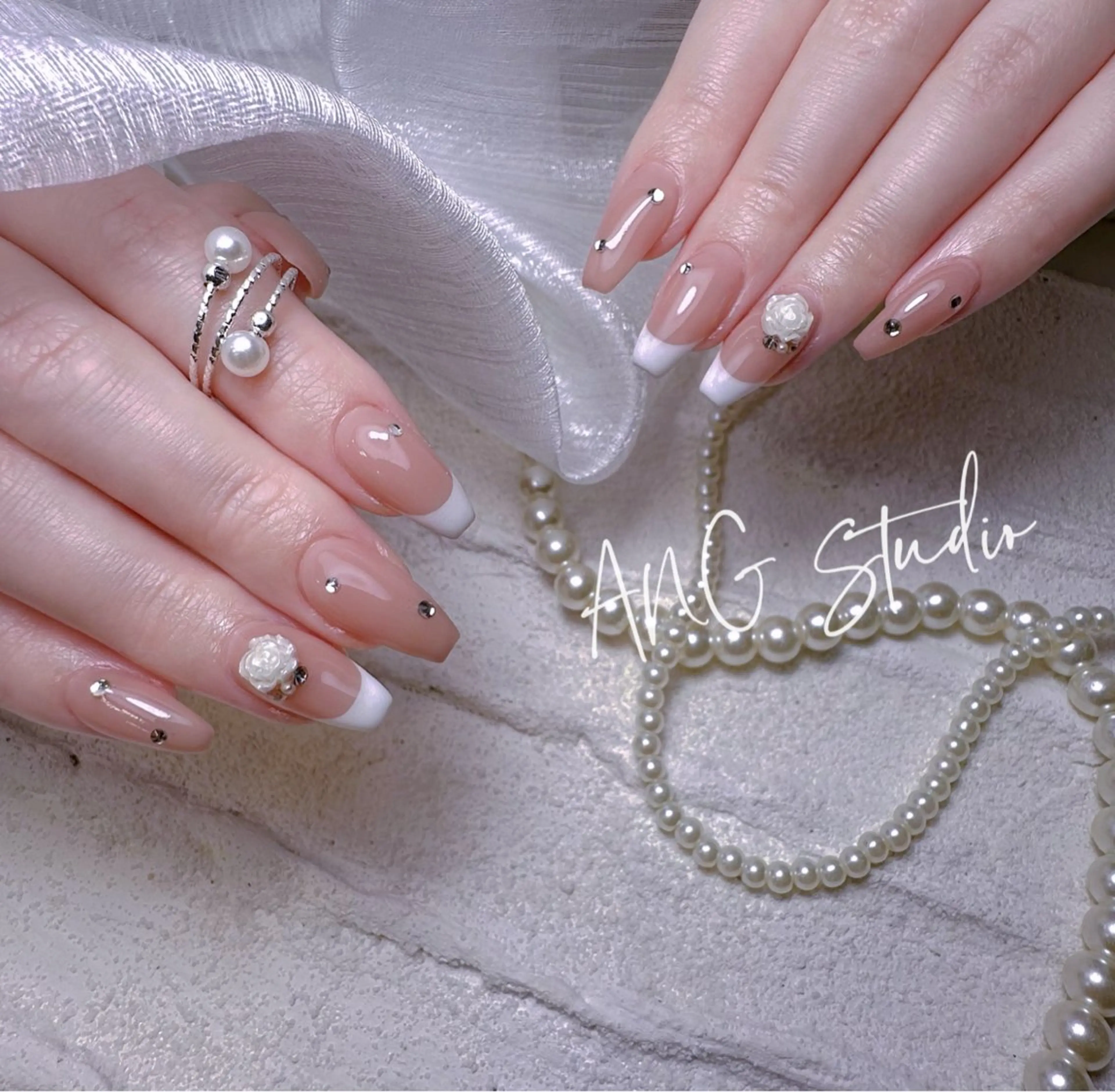 ネイル ハンドネイル ハンドケア ANG Studioのネイルデザイン