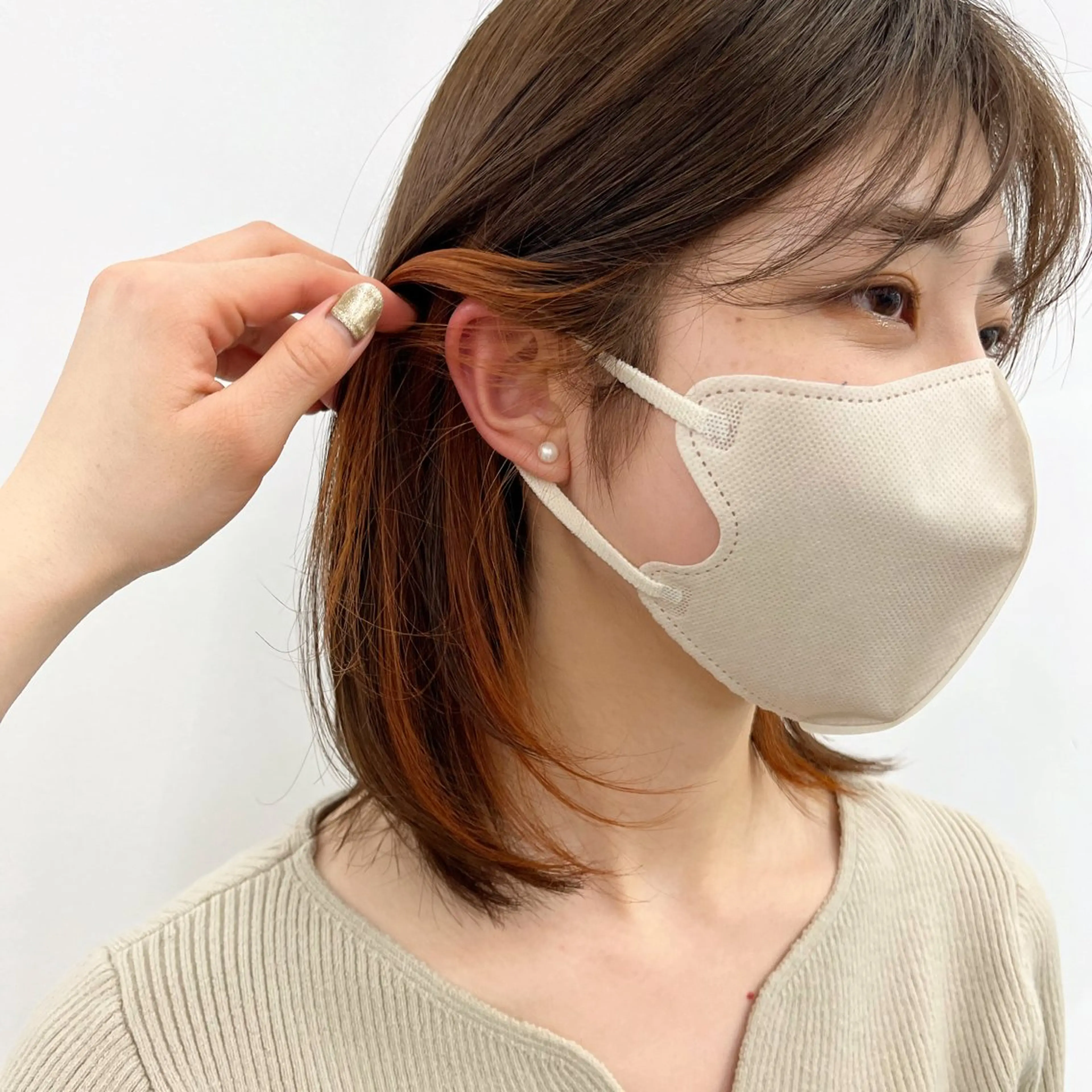 ミディアム 伸ばしかけ ヘアカラー ベージュ/暖色カラー /ボブ/ミカのヘアスタイル