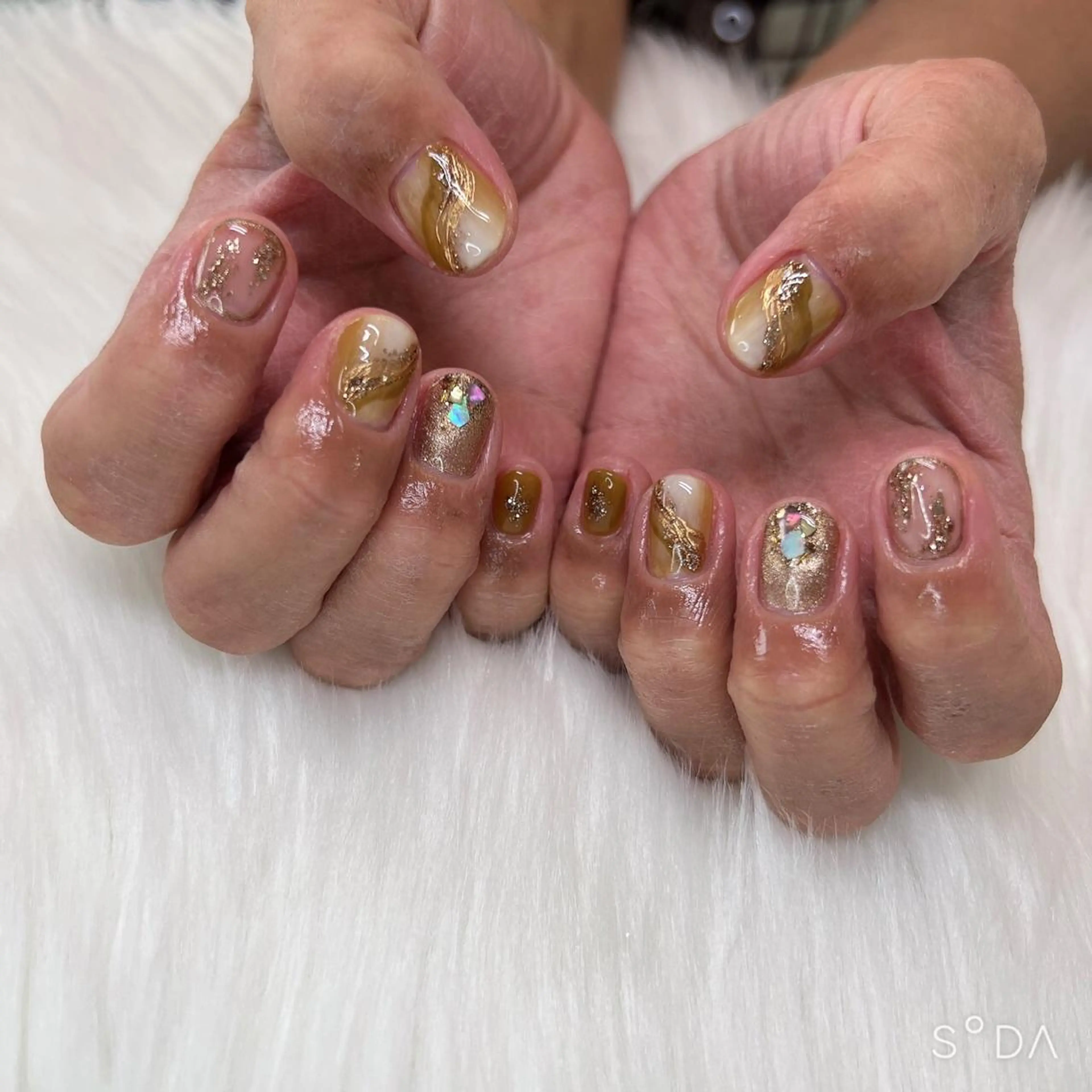 ネイル Hair salon Irie所属・與儀 知佳のネイルデザイン