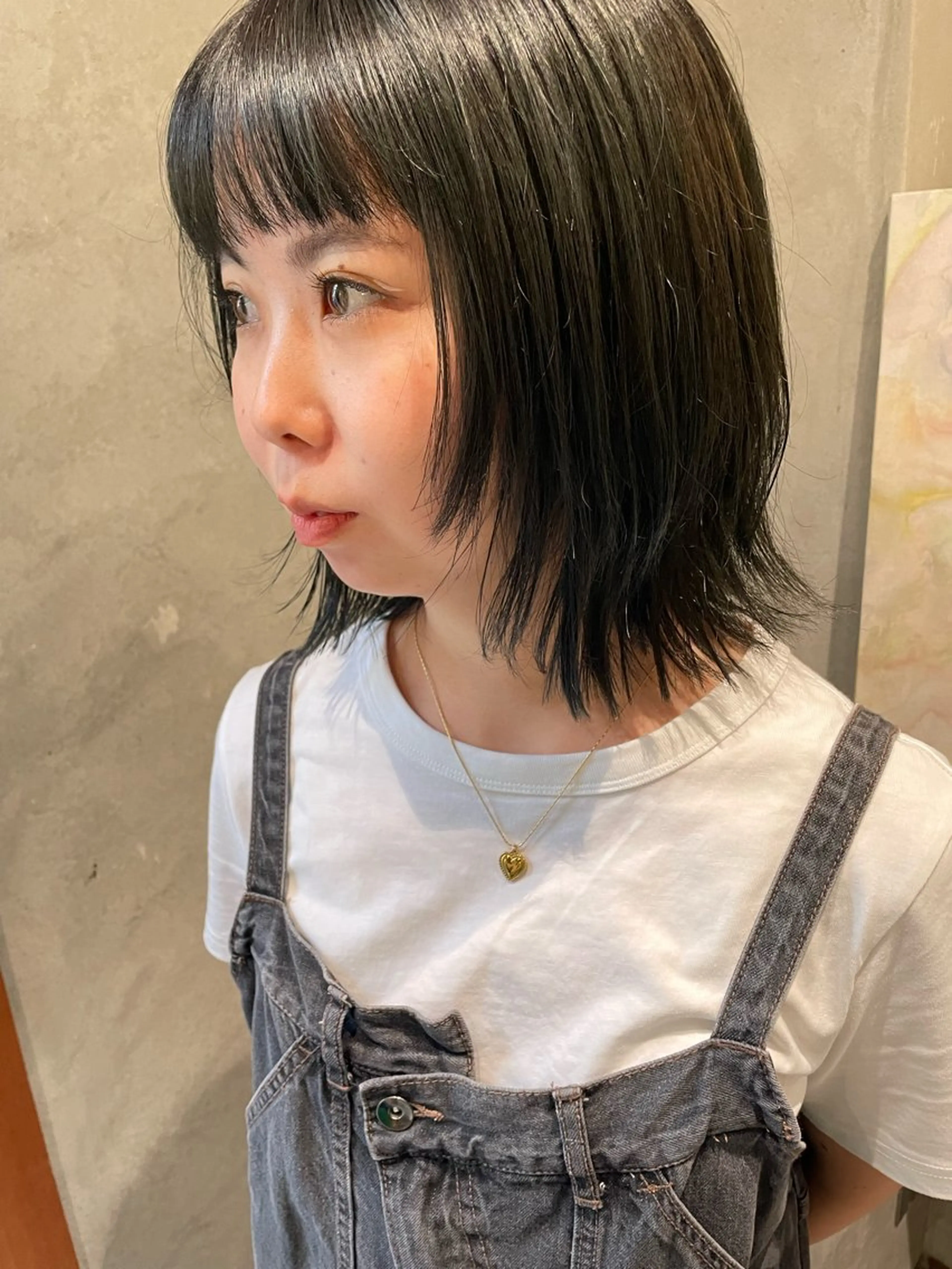 カラー オリーブグレー LEAPS adore都島店所属・みゆう 都島/透明感のヘアスタイル