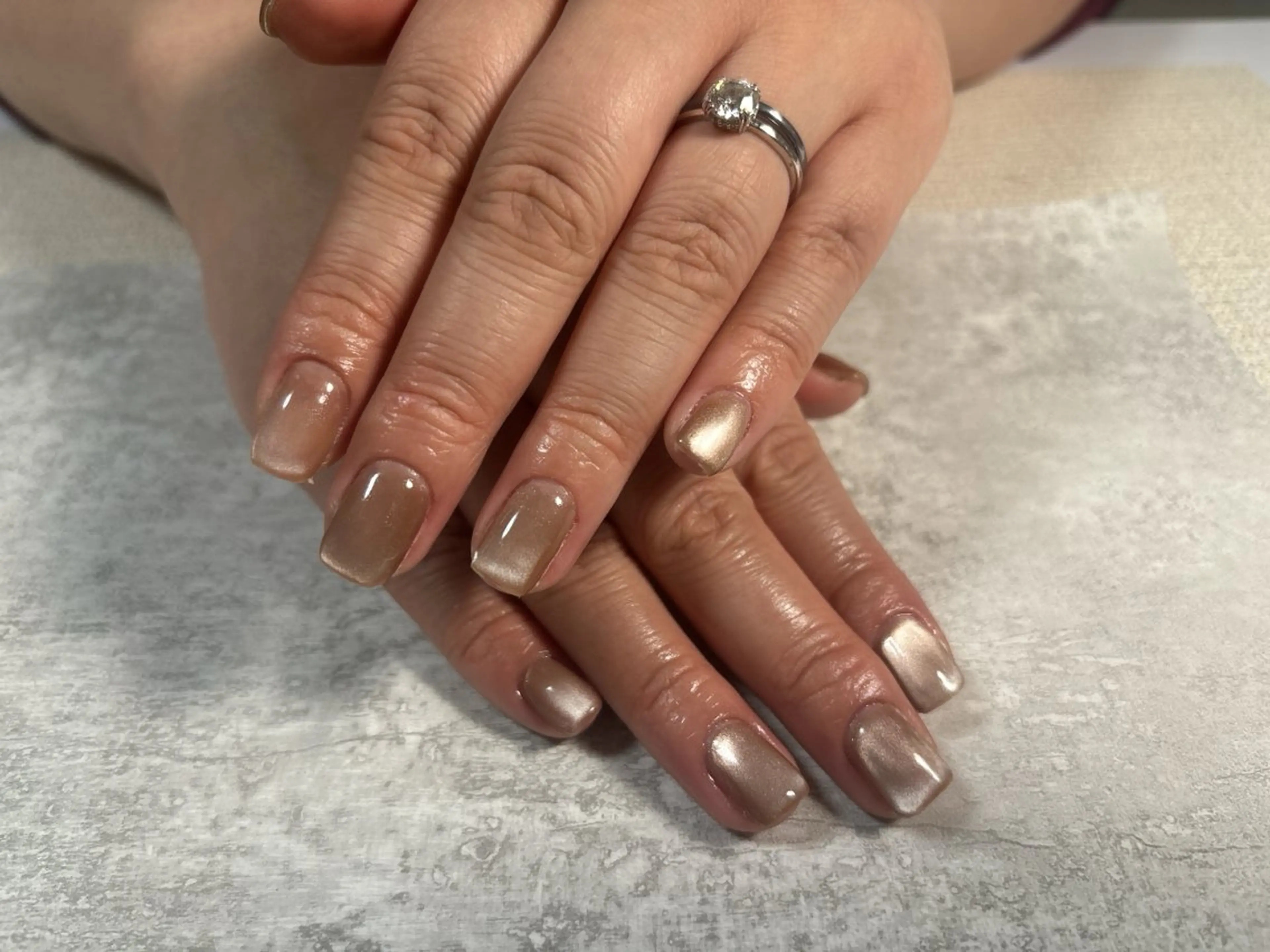 ネイル オーロラネイル ブルー ブラウン フットネイル フレンチネイル ハンドネイル kiki nail たまプラーザのネイルデザイン