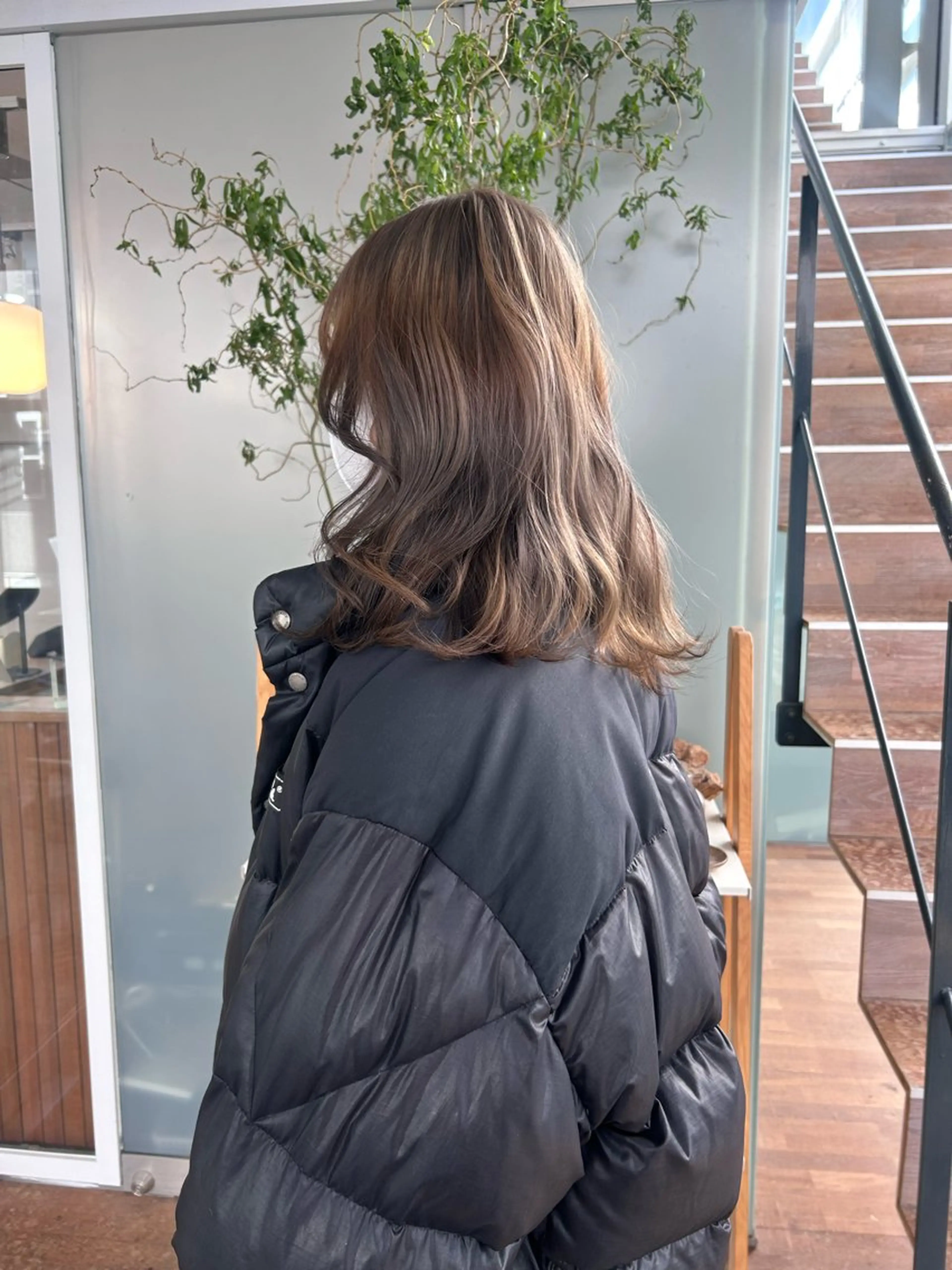 カラー VISION   aoyama所属・かがやしづ ✂️ショートカットのヘアスタイル
