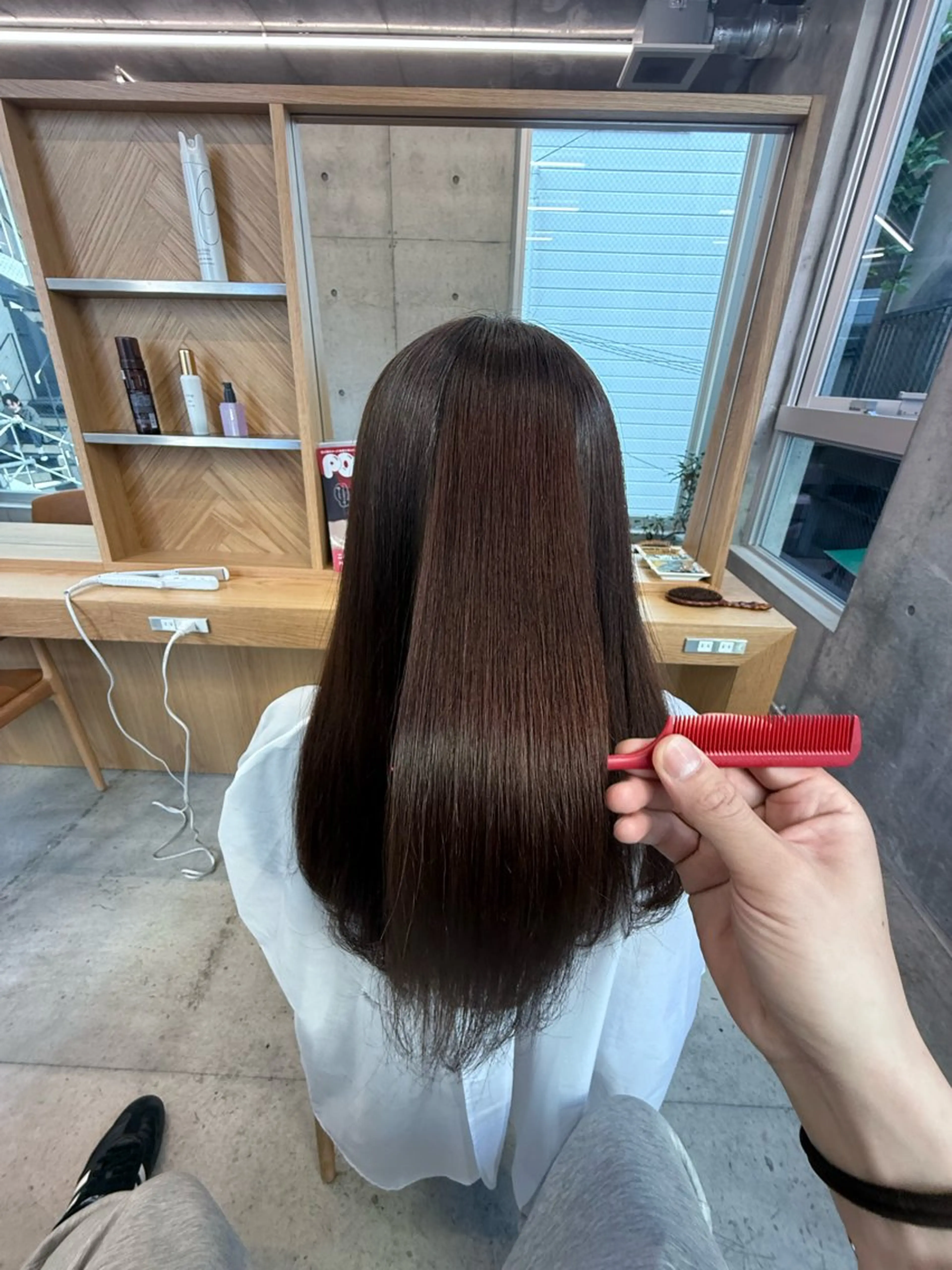 ロング ロングレイヤー アッシュ 顔周りカット 韓国風ヘア レイヤーカット カット 縮毛矯正 トリートメント 日本一丁寧なカット/ 小林輝🍀︎のヘアスタイル