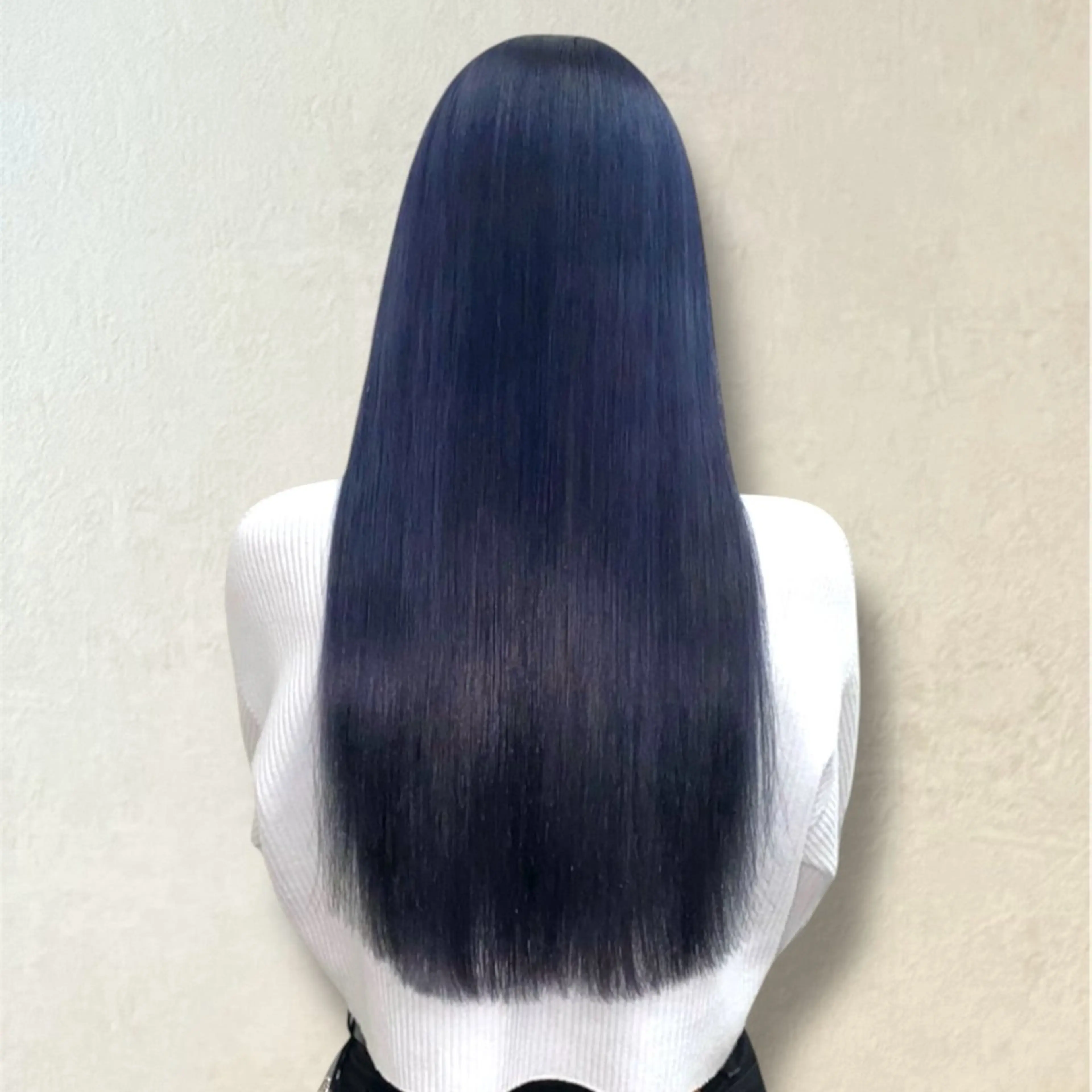 ロング カラー ブルーカラー ラベンダーカラー シルバー ヘアカラー "滋賀ボブといえば" 吉村　友輝のヘアスタイル