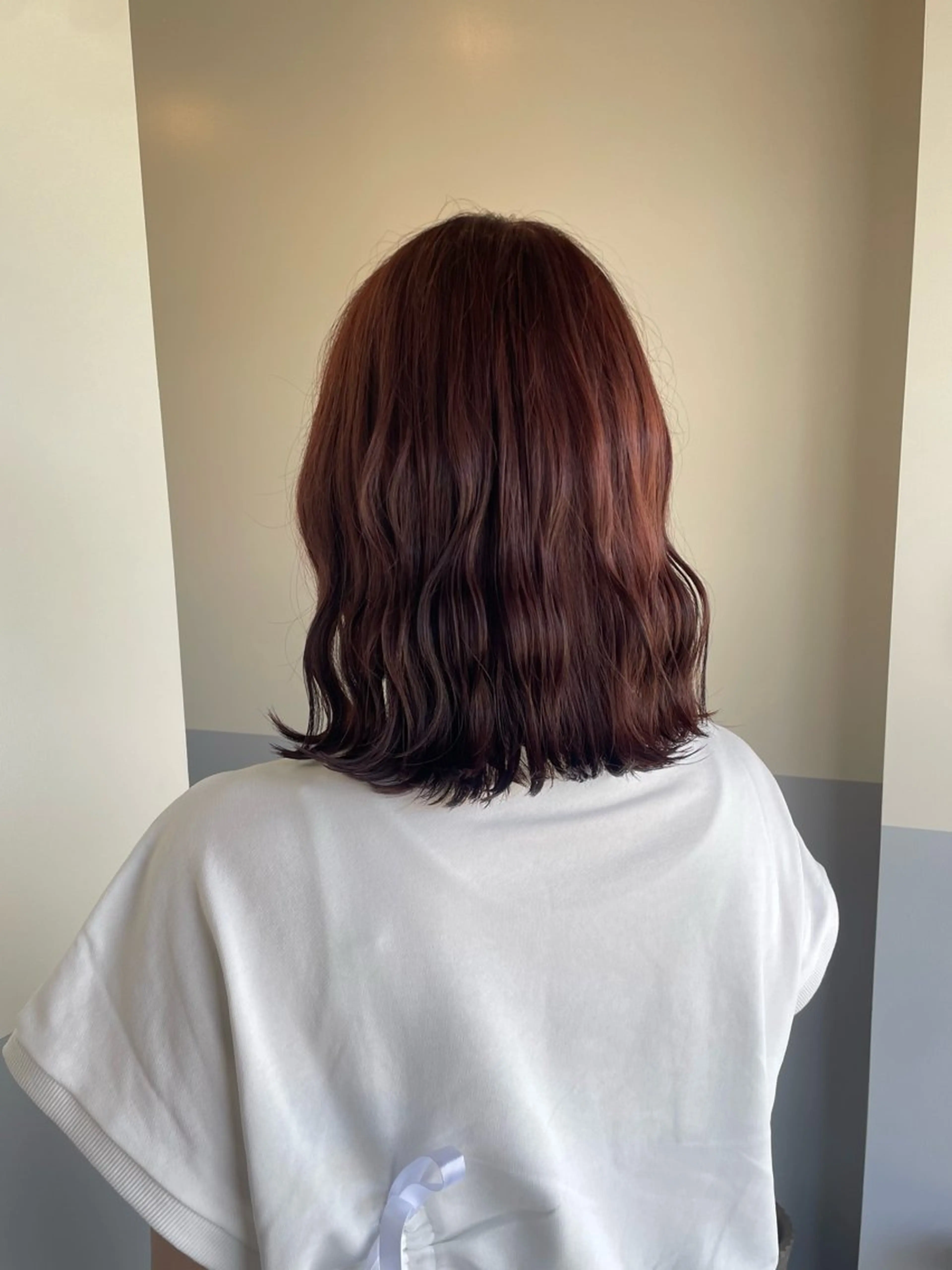 ミディアム カット ヘアカラー 小久保 里紗のヘアスタイル