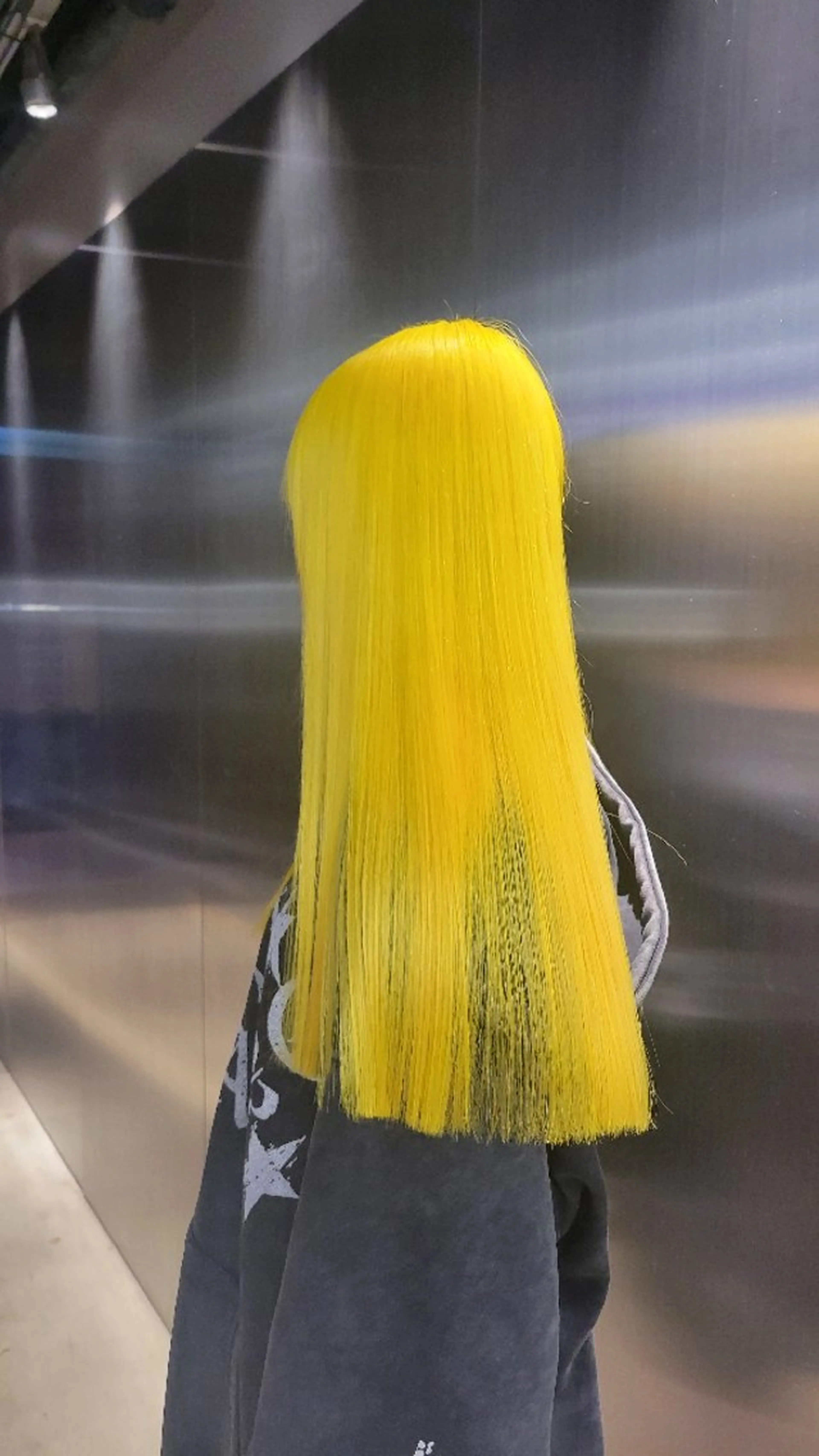 ロング カラー ブリーチ イエローカラー PELE SAKAE所属・PELE/栄/ SOAのヘアスタイル