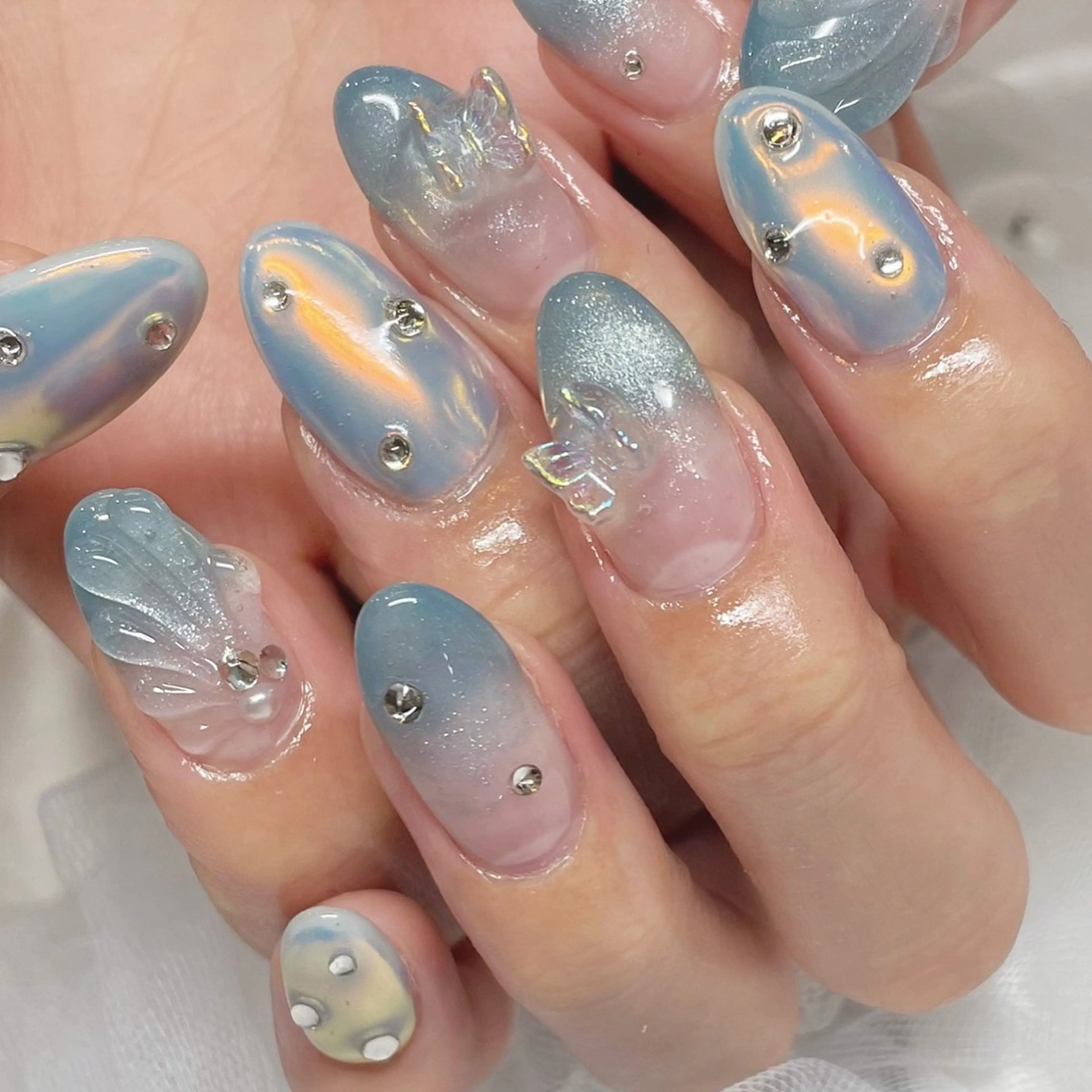 ネイル オーロラネイル グラデーション 氷ネイル・うるうるネイル ハンドネイル Tsukahara 🌷仙台PARCOのネイルデザイン