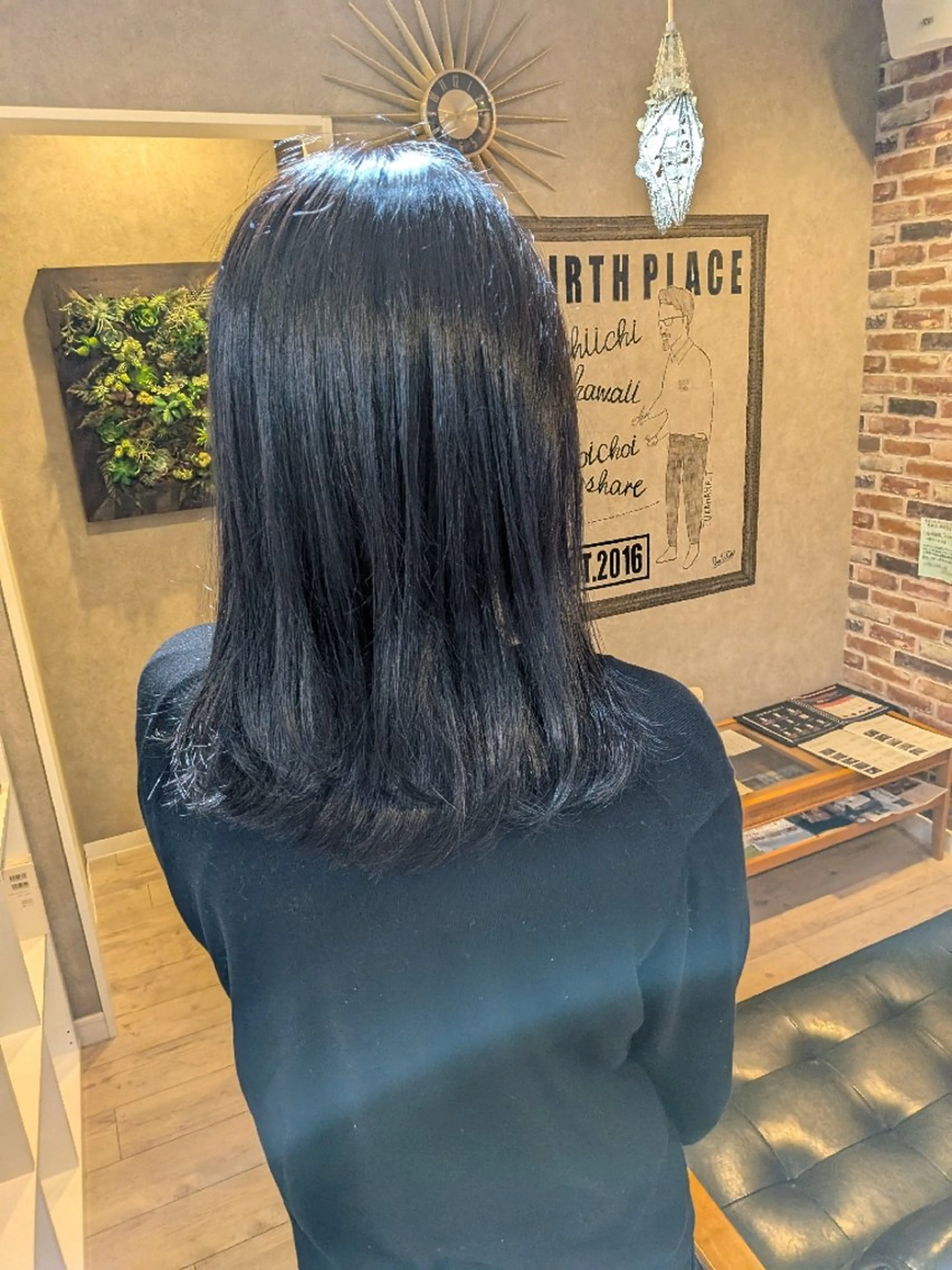 セミロング ヘアカラー BIRTHPLACE所属・BIRTHPLACE ✨HIROKOのヘアスタイル