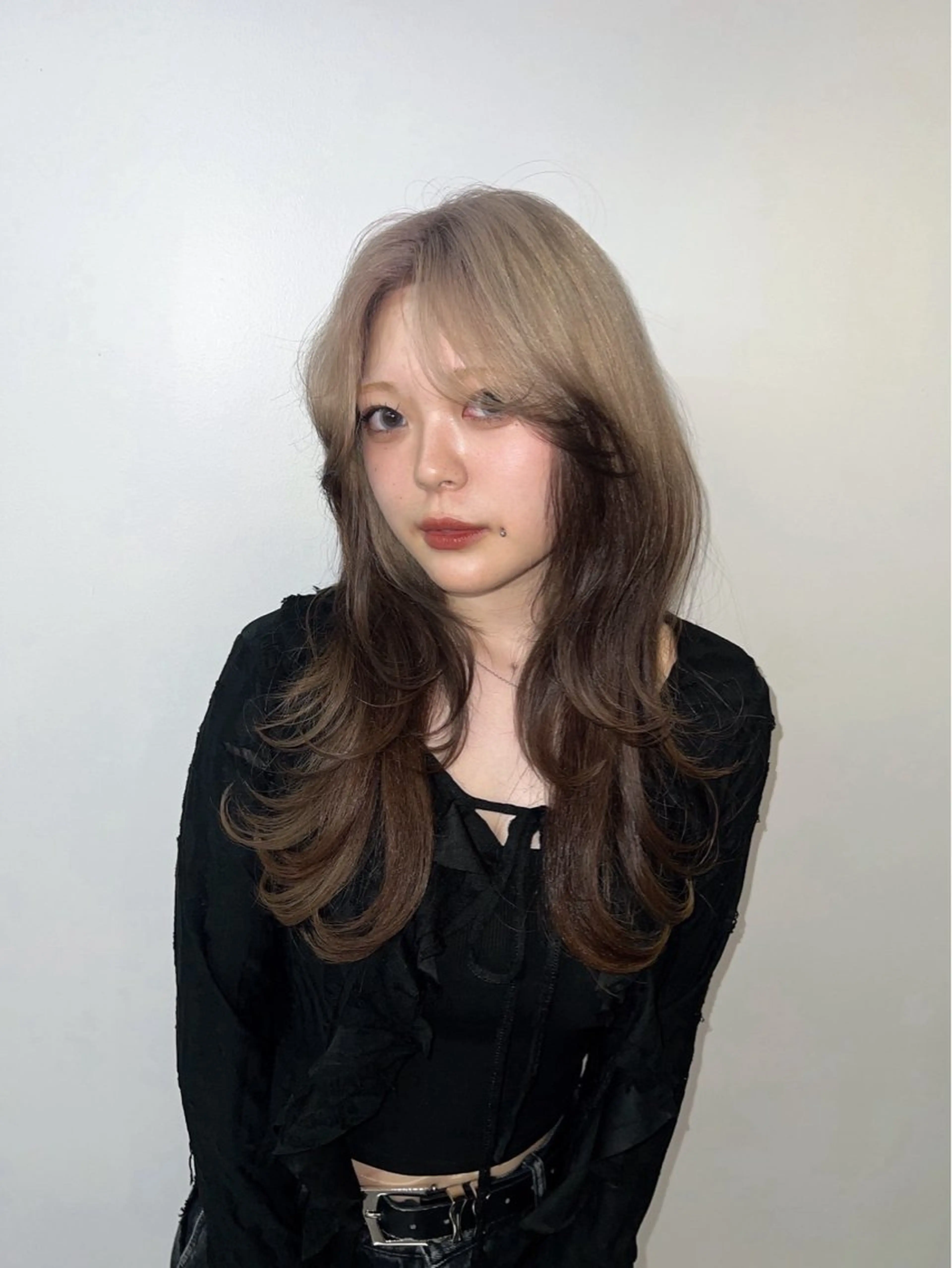 ロング カラー デザインカラー ヘアカラー トリートメント 宇野 堅太 本気で 悩む方へ✨のヘアスタイル