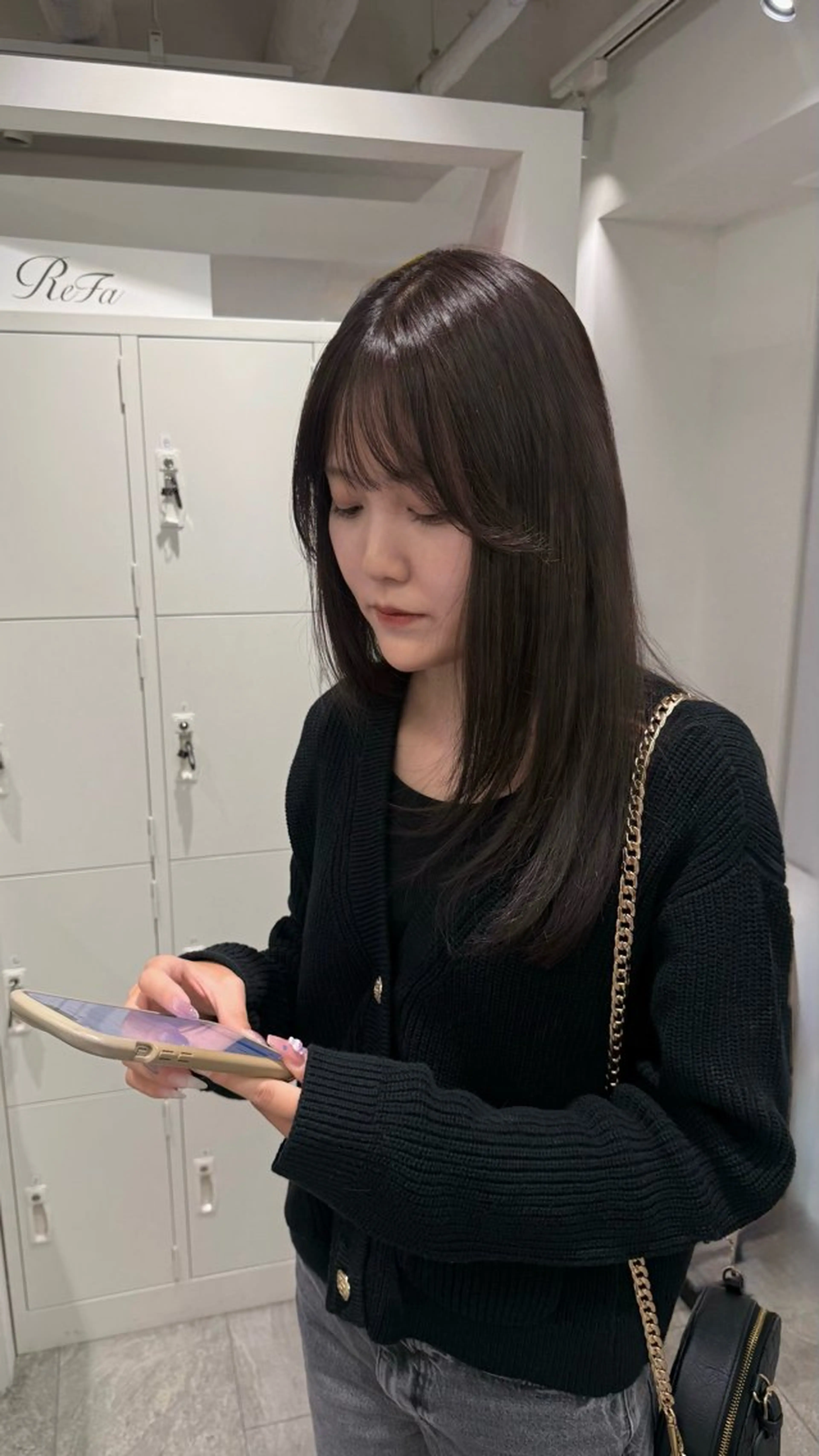 セミロング カラー 林 真依のヘアスタイル