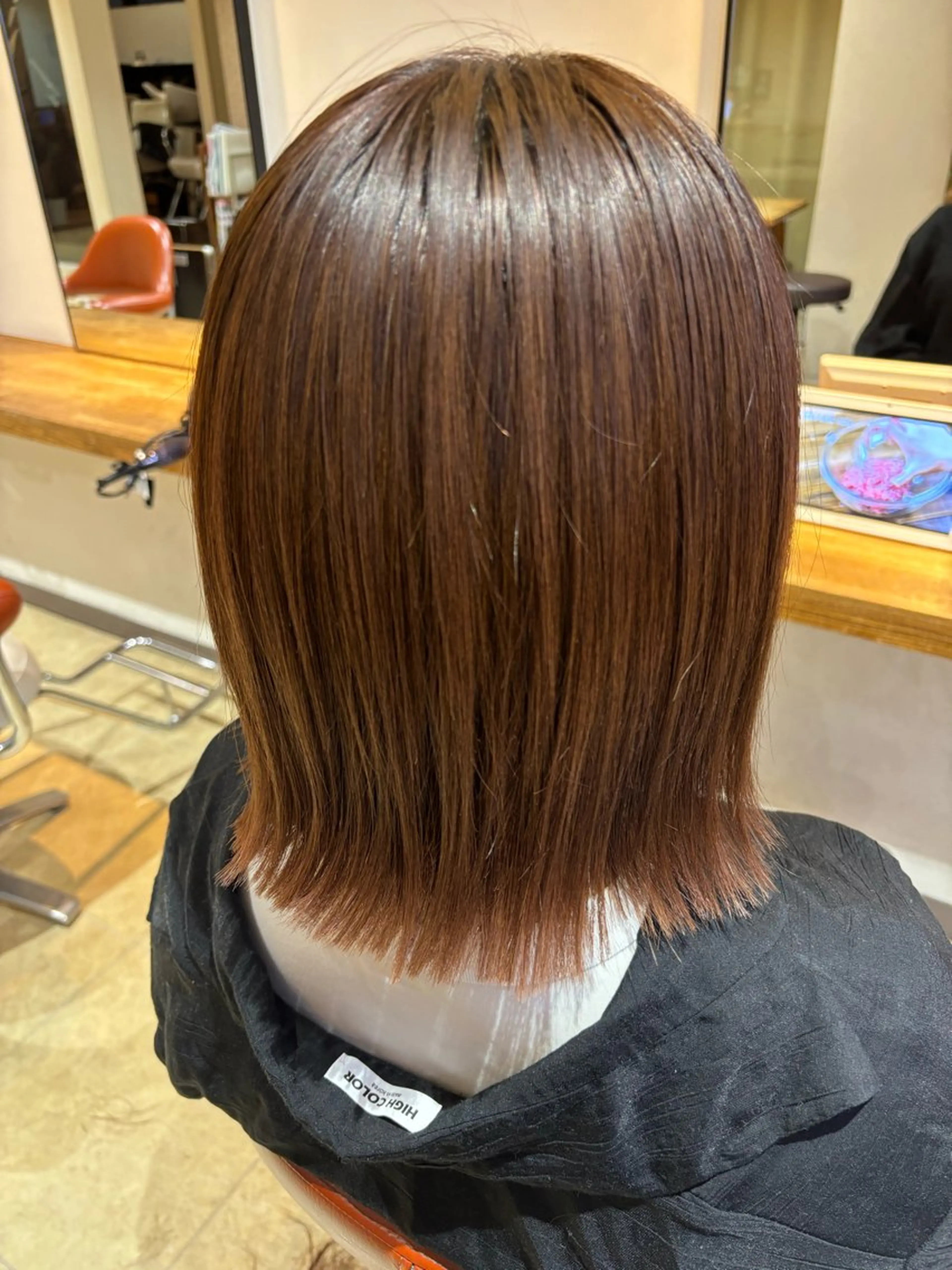 ミディアム カラー カット ヘアカラー トリートメント H. SAITOのヘアスタイル