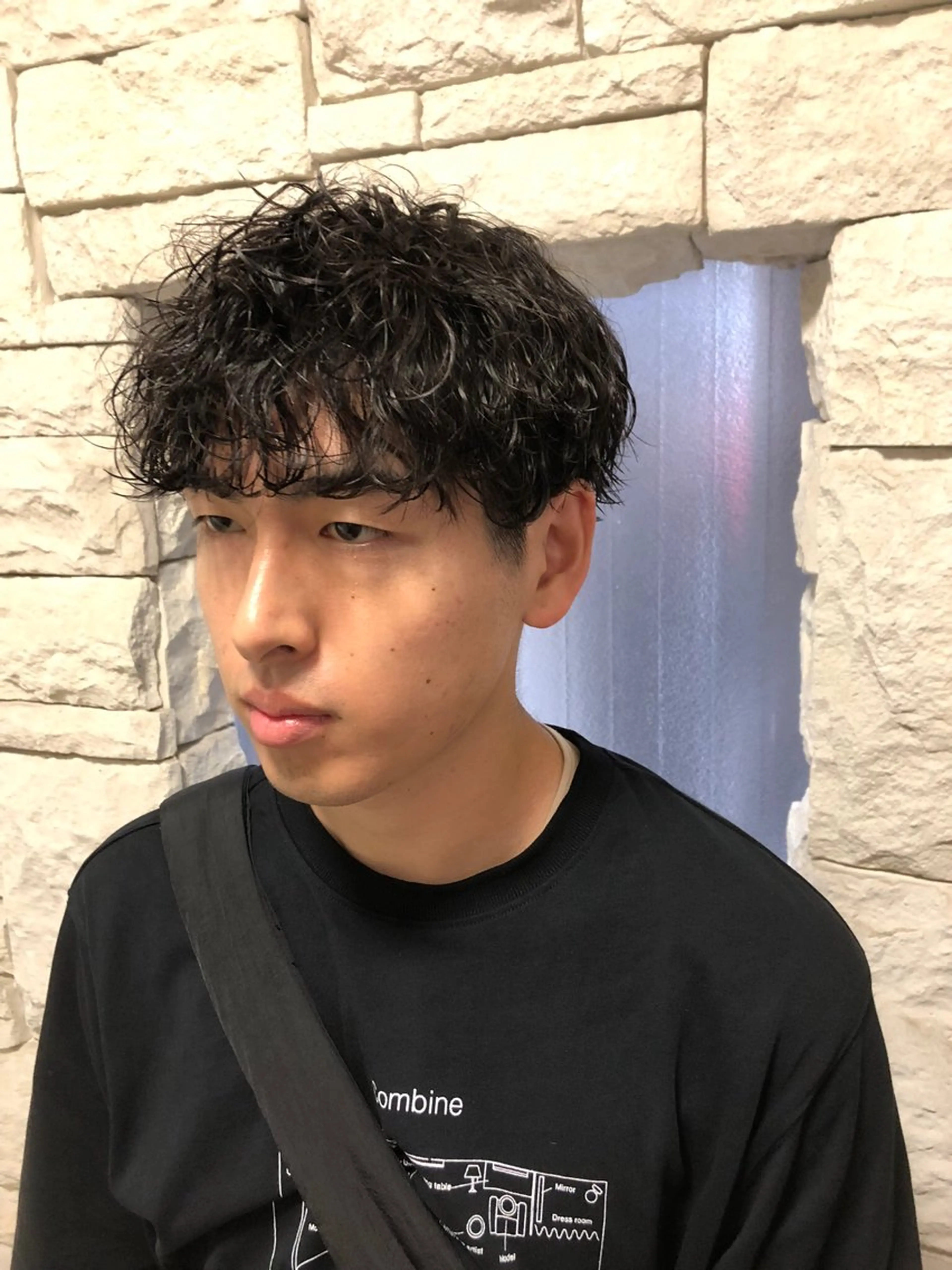 パーマ ヘアアレンジ メンズ カット パーマ トリートメント ヘアセット 栗原 侑也のヘアスタイル