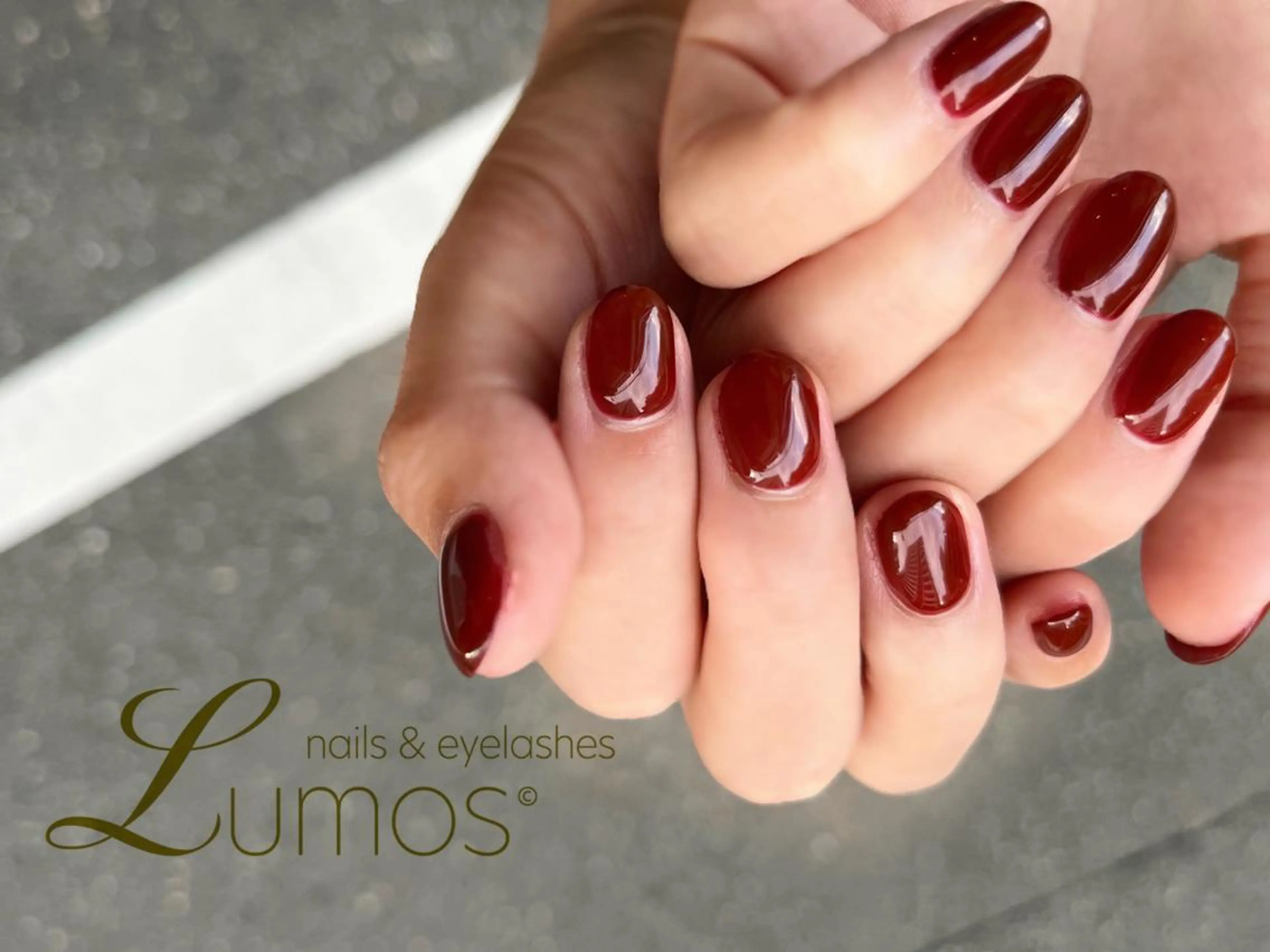 ネイル ワンカラーネイル 赤色 ハンドネイル Lumos/nail &eyelashes桜川店所属・Lumos Annのネイルデザイン