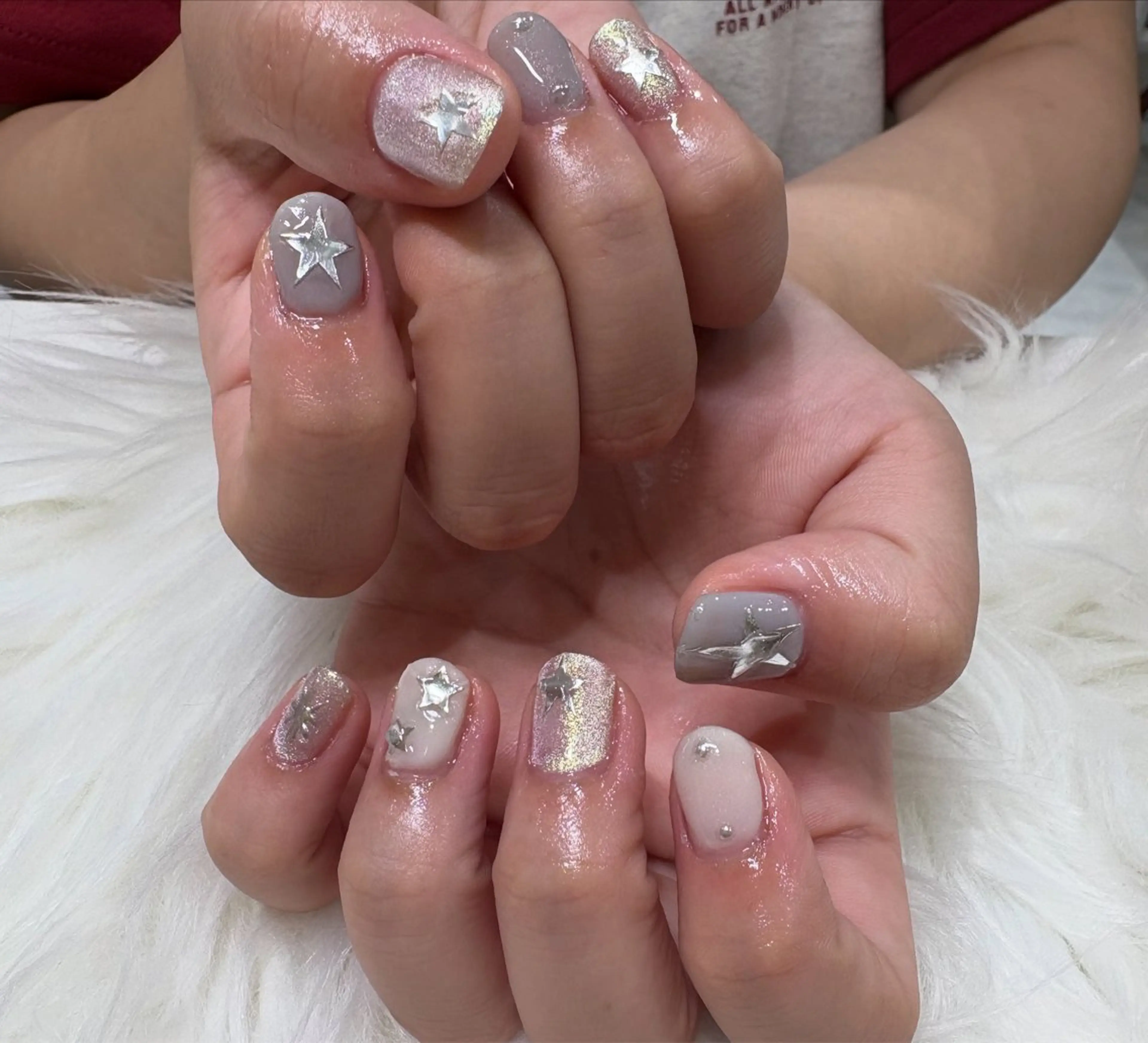 ネイル シオリ 🎀のネイルデザイン