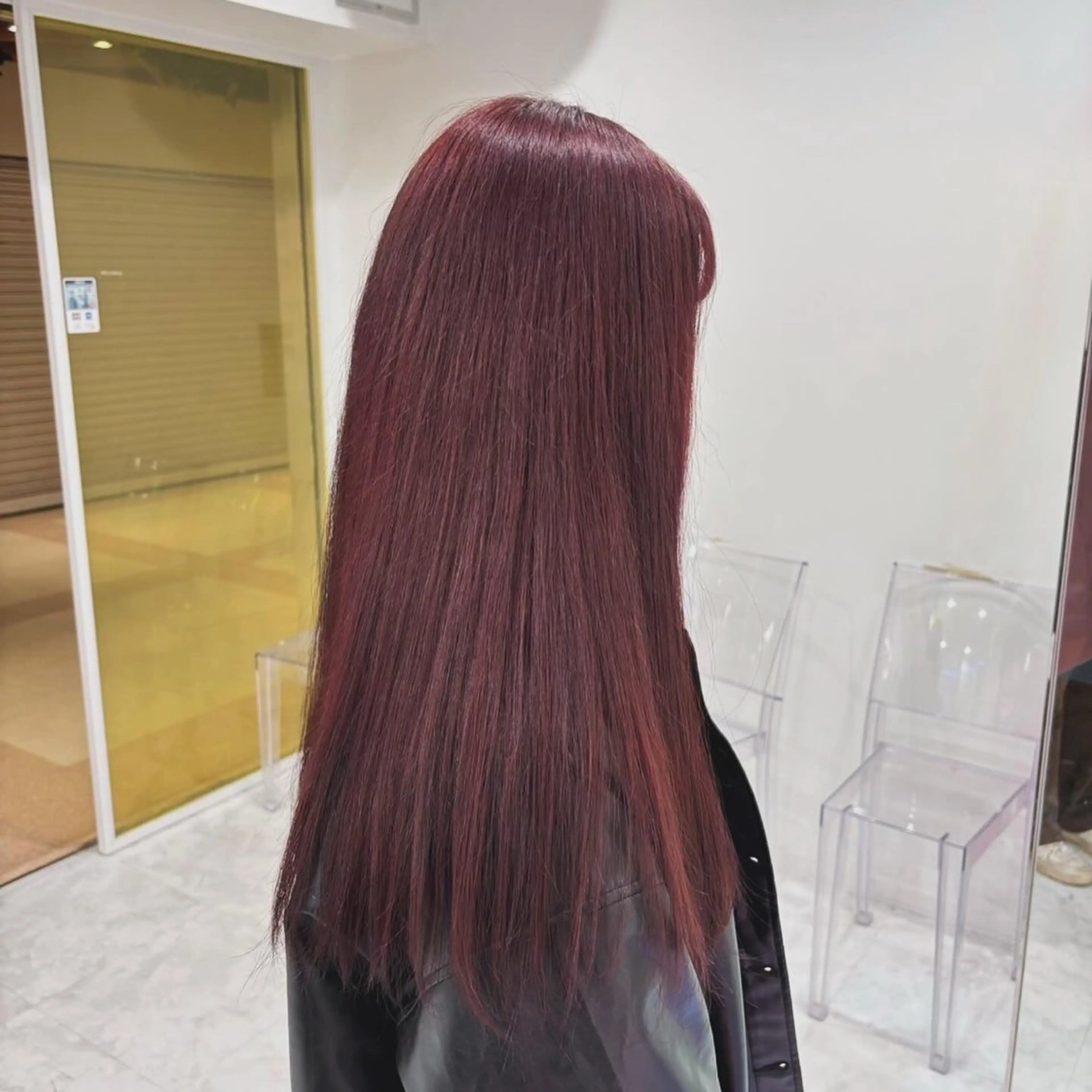 ロング カラー ヘアカラー ダメージレスハイ トーン💖kanonのヘアスタイル
