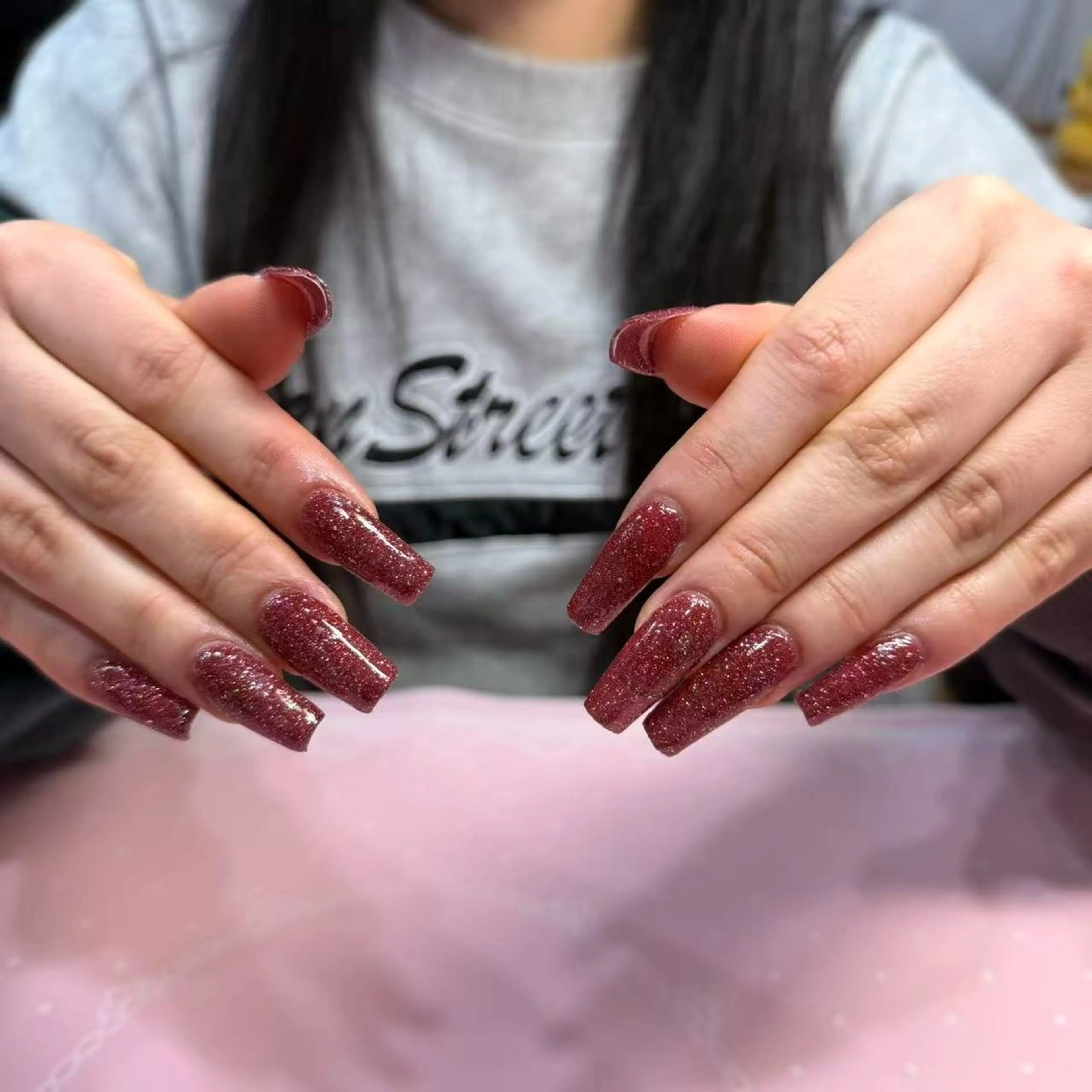 ネイル H’ami nailsalon 新大久保店所属・リサ 長さだし✨のネイルデザイン