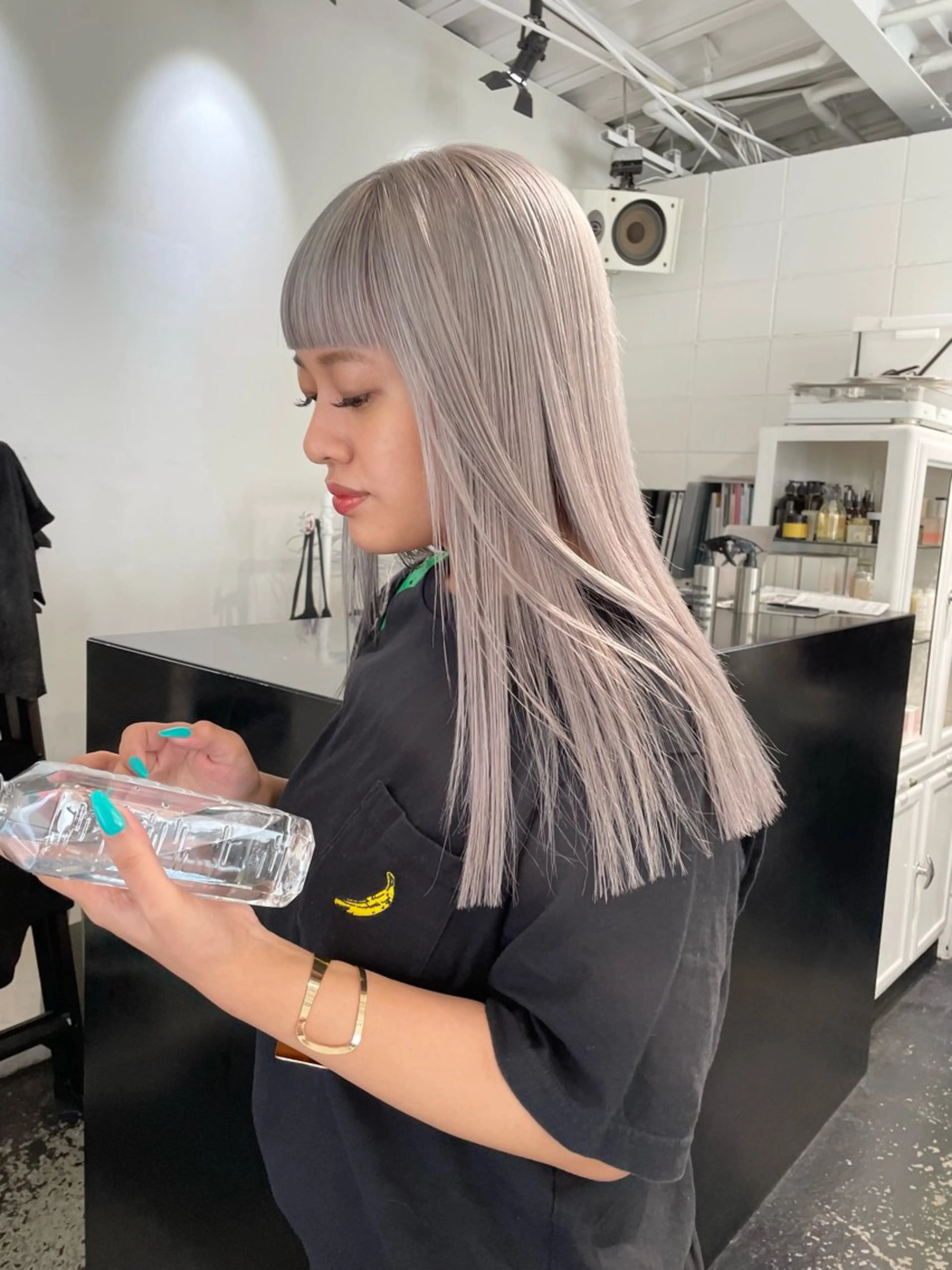 ロング カラー ヘアアレンジ ブリーチ シルバー ホワイトシルバー カット ヘアカラー トリートメント 💗艶髪ハイトー ンAYAKA💗のヘアスタイル