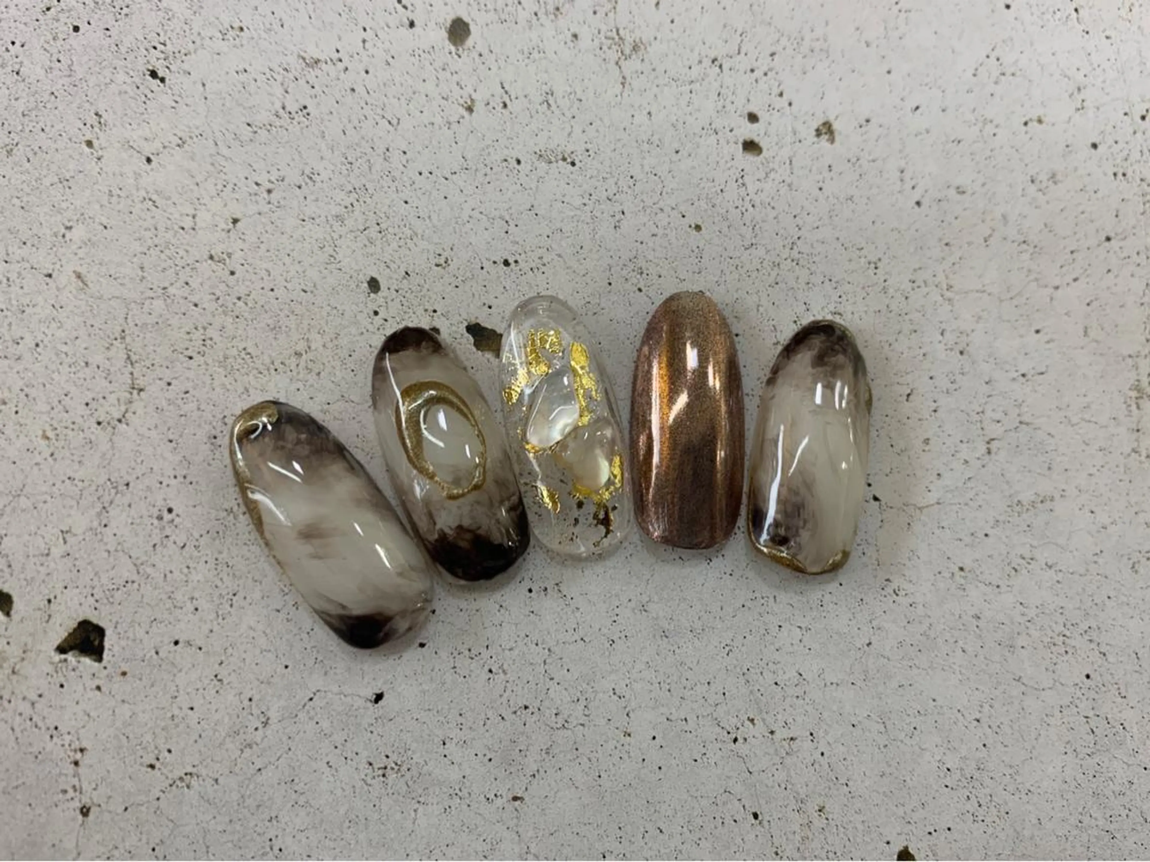 ネイル ニュアンスネイル Feliz所属・Feliz 楽しいネイルサロンのネイルデザイン