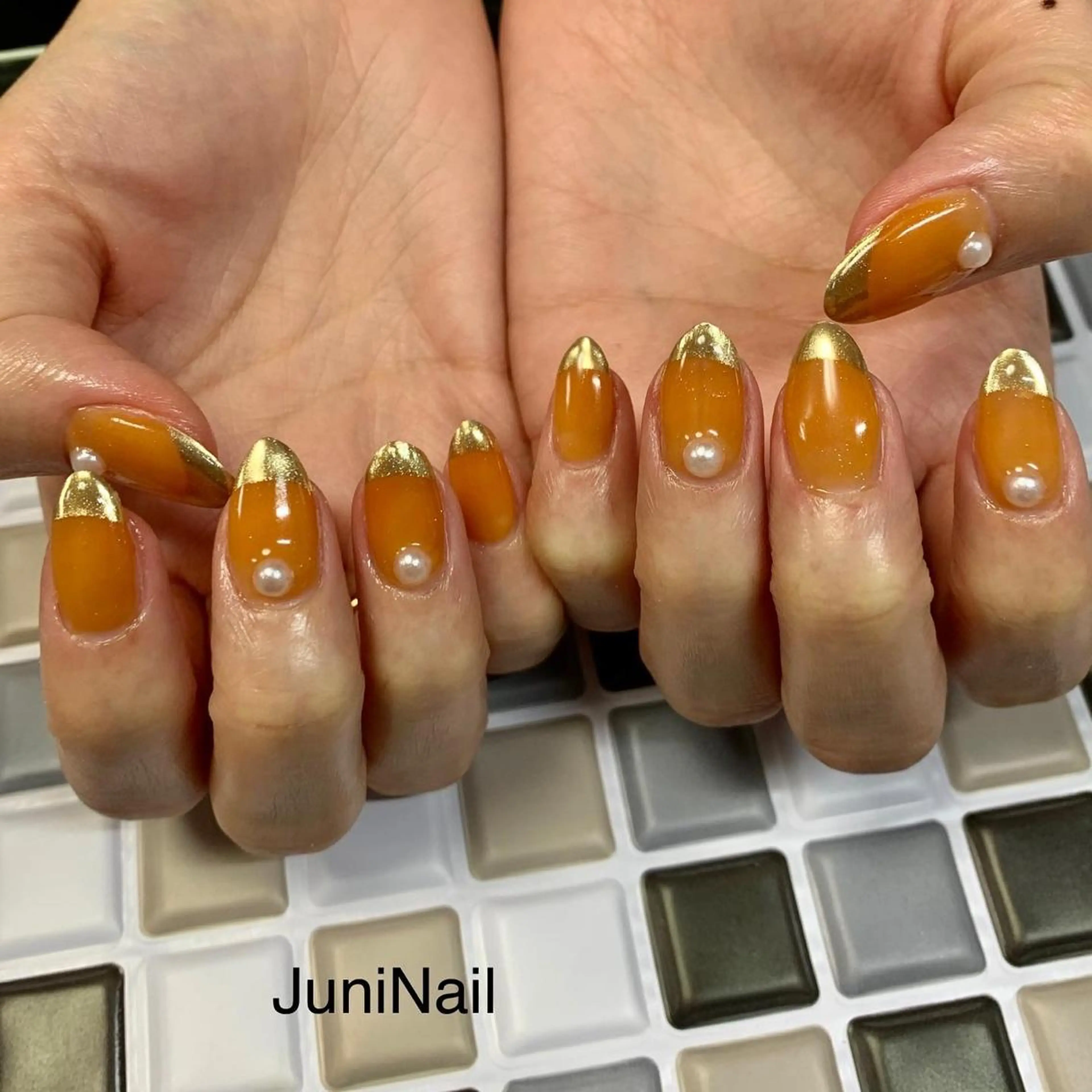 ネイル オーロラネイル クリアネイル 成人式 フラッシュネイル フレンチネイル ハンドネイル JuniNail 주니네일🇰🇷suのネイルデザイン