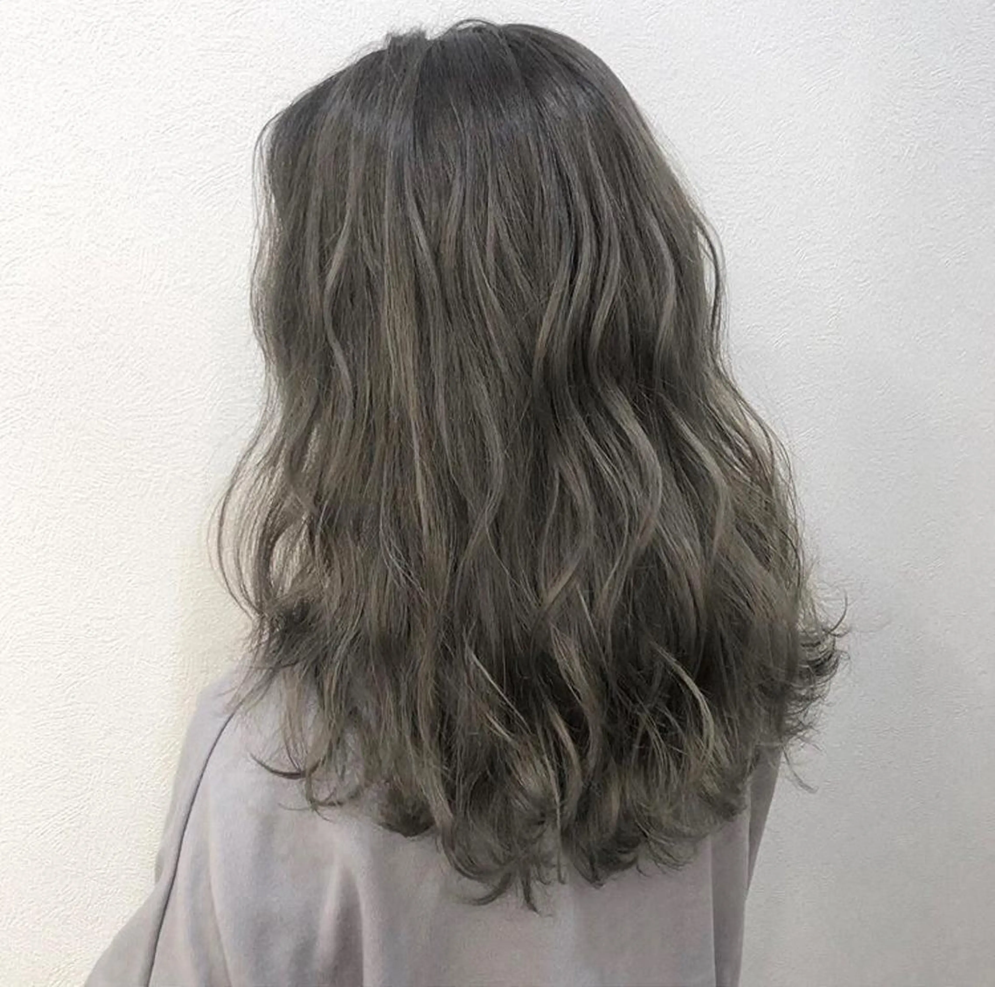 セミロング カラー ヘアアレンジ CREAPY所属・CREAPY　日向野 利菜のヘアスタイル