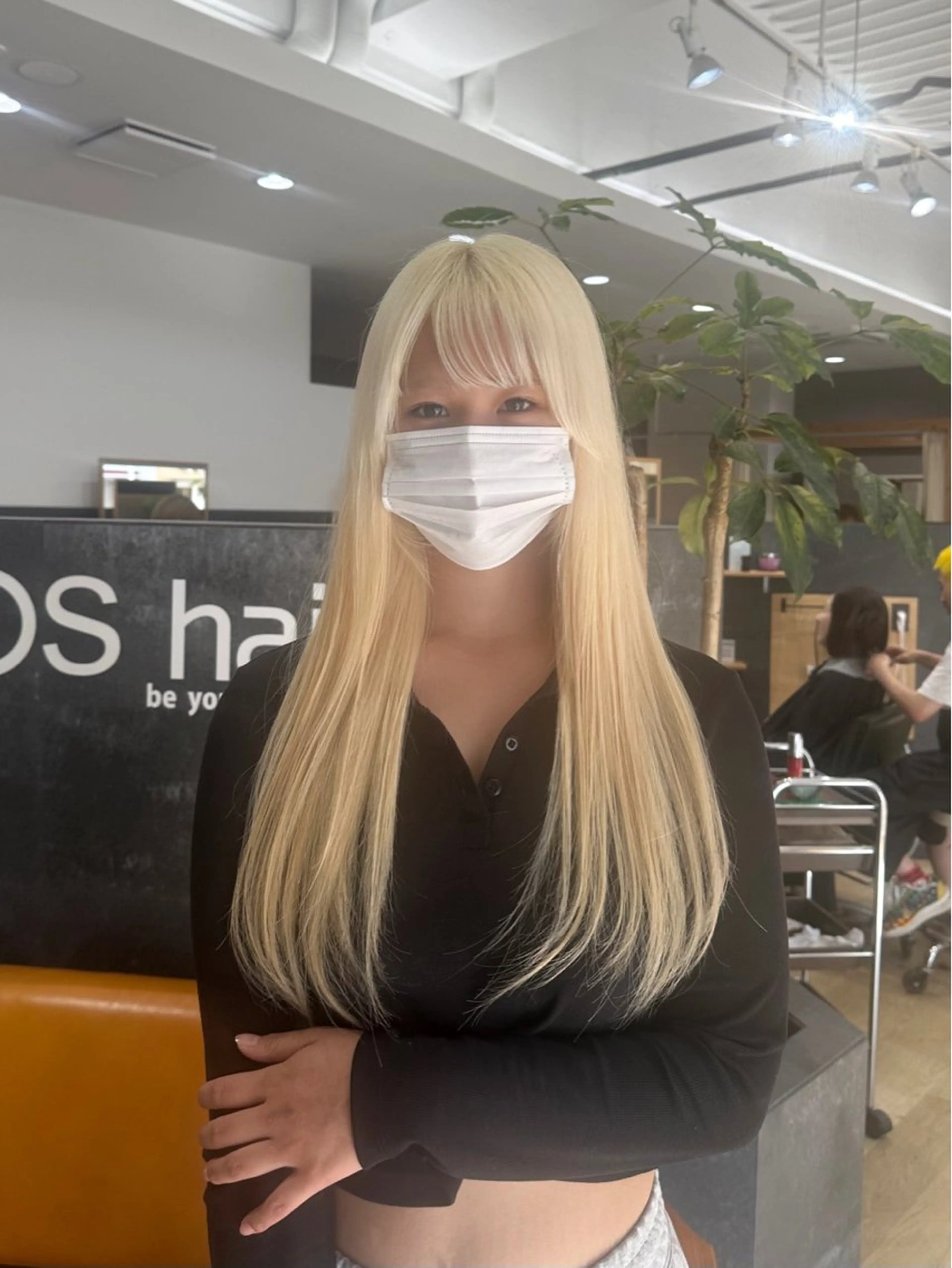 ロング カラー 抜きっぱなしブロンド ブロンド ヘアカラー OPShair所属・sion ✰デザインカラーのヘアスタイル