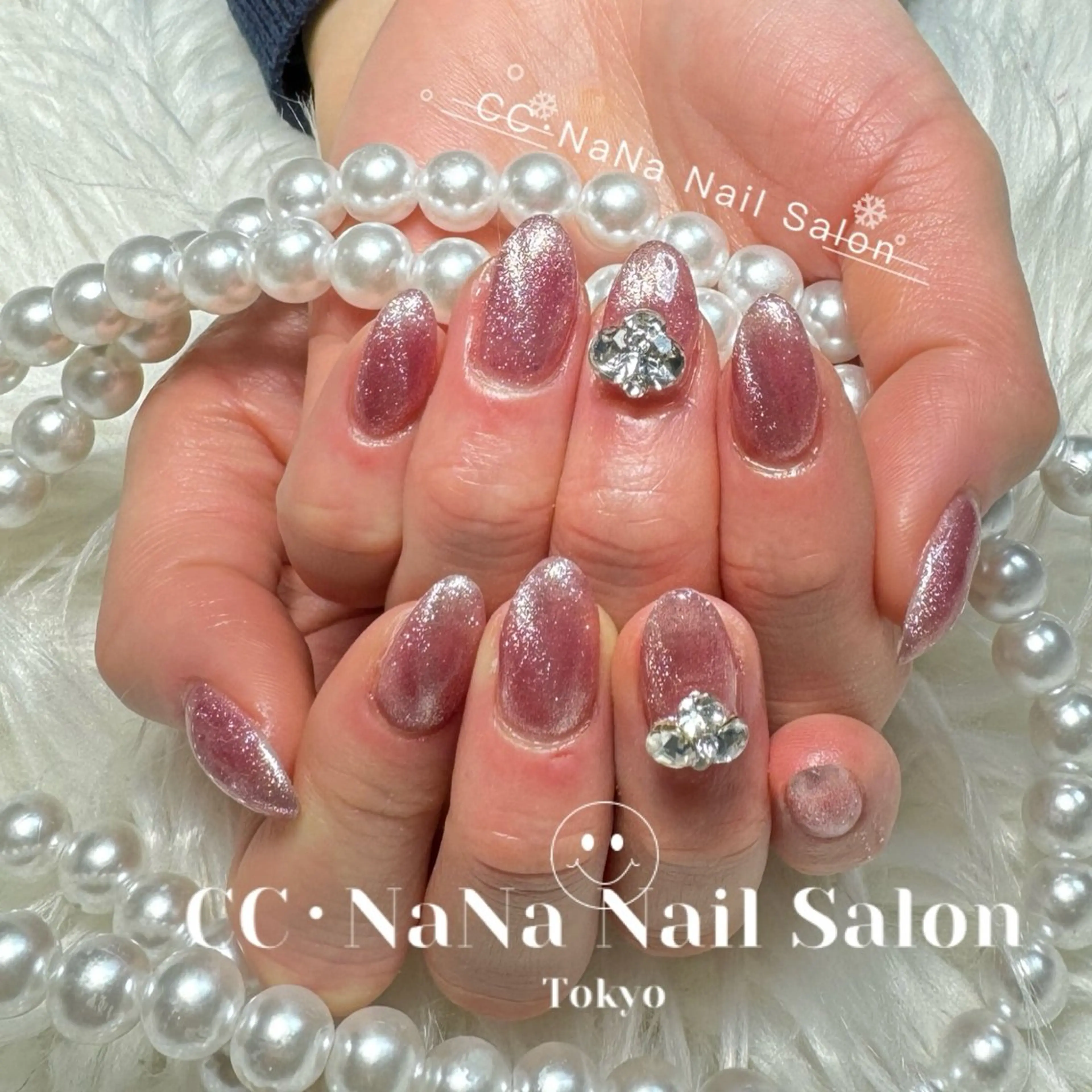 ネイル チークネイル フラッシュネイル ハート キラキラネイル 韓国ネイル ハンドネイル 💎CC・NaNa 韓国風ネイル🌙のネイルデザイン