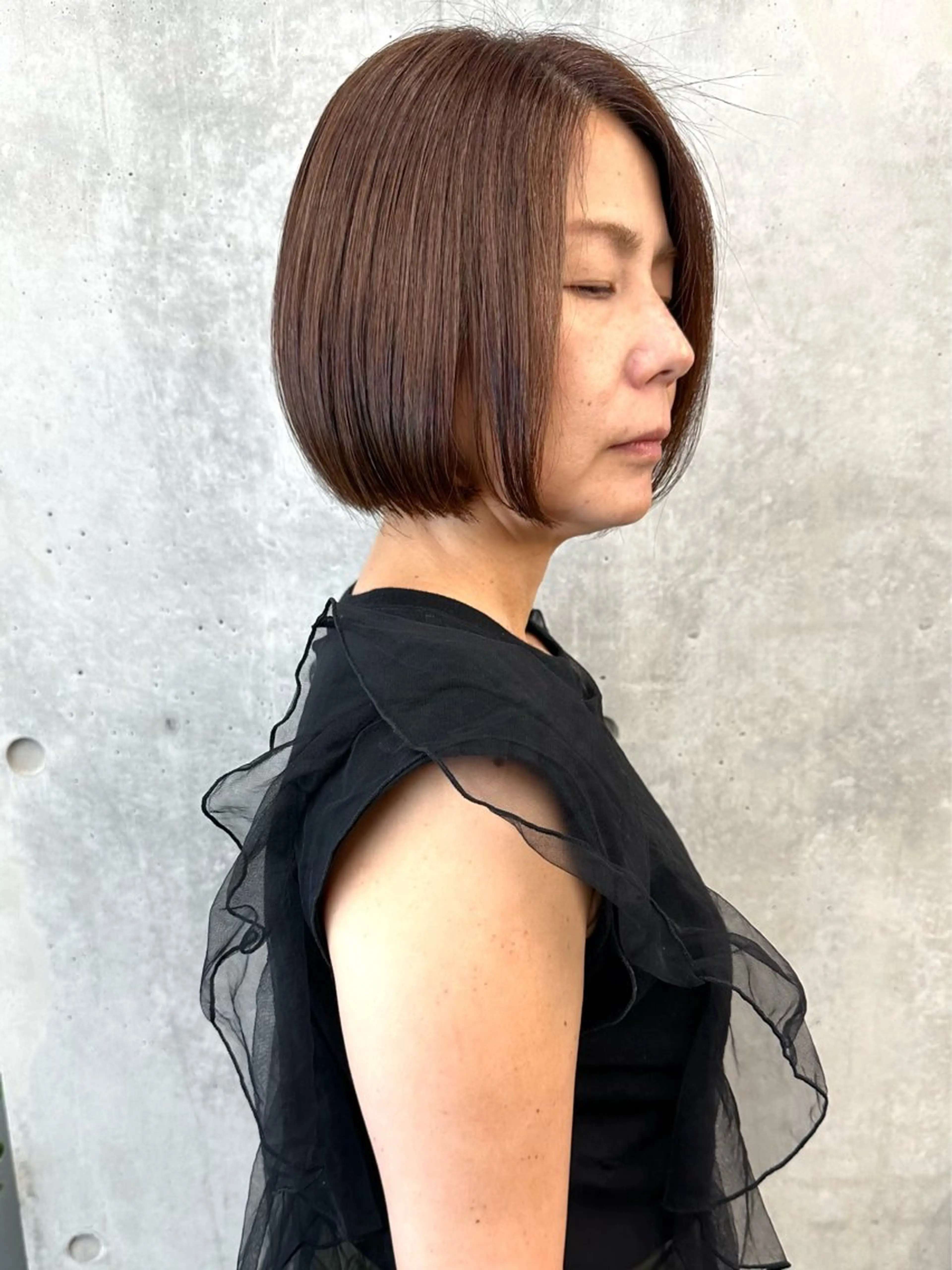 ミディアム カラー ボブ カット トリートメント ヘッドスパ とうい/パーマボブ/ くせ毛/丸みボブのヘアスタイル