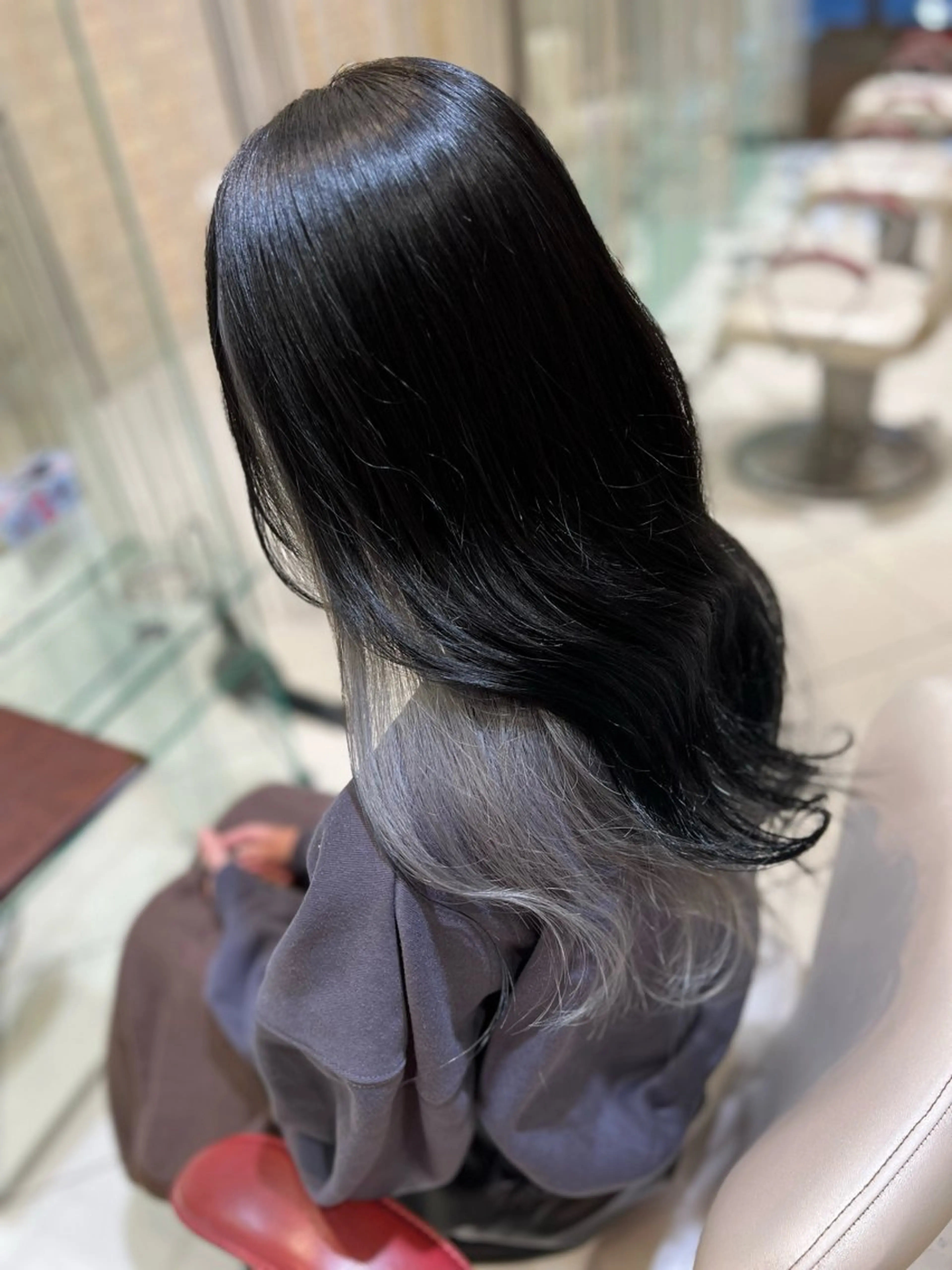 ロング カラー 越谷　デザインカラー ハイトーン　クラモチのヘアスタイル