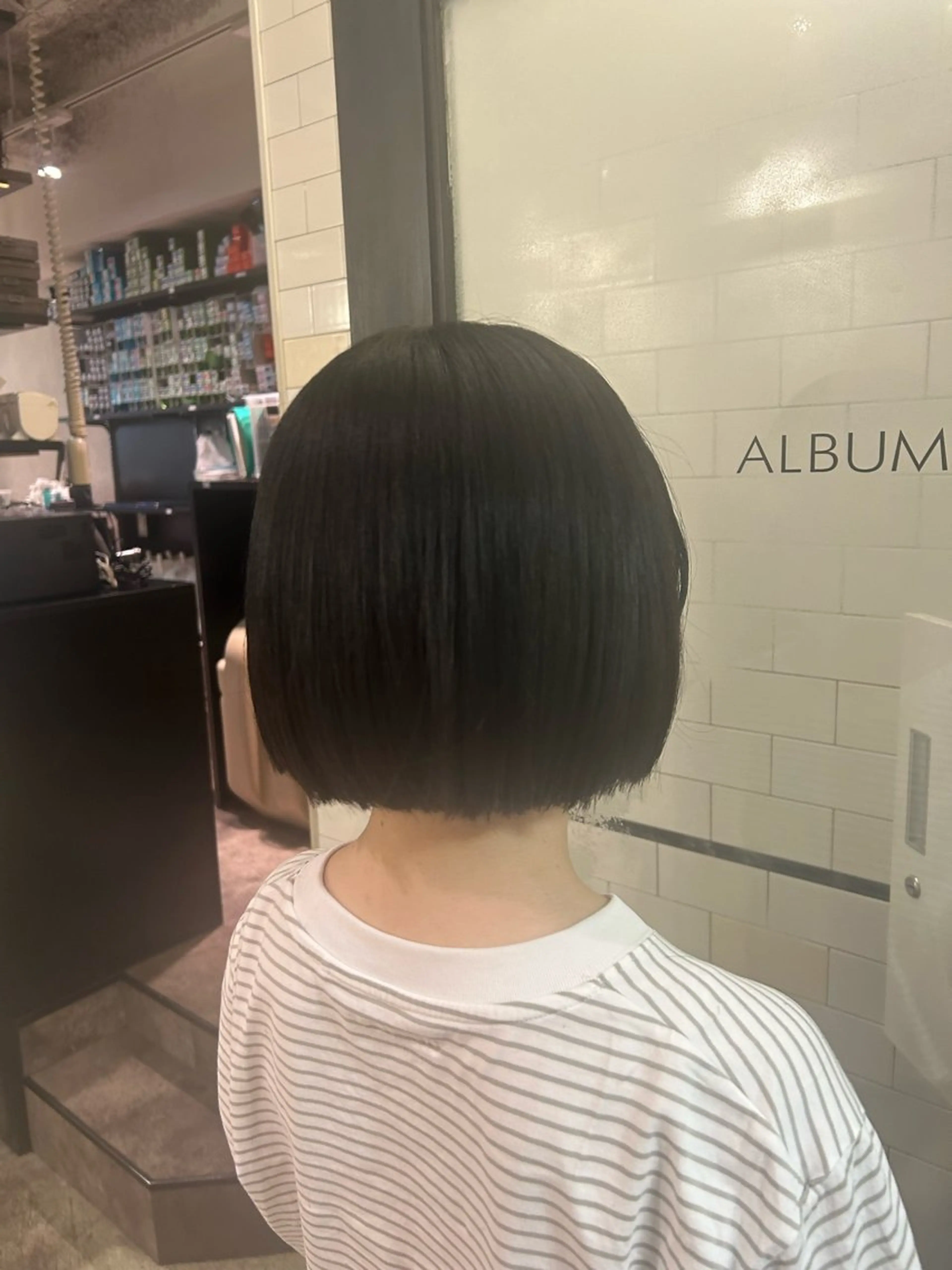 ショート IT by ALBUMあいりのヘアスタイル