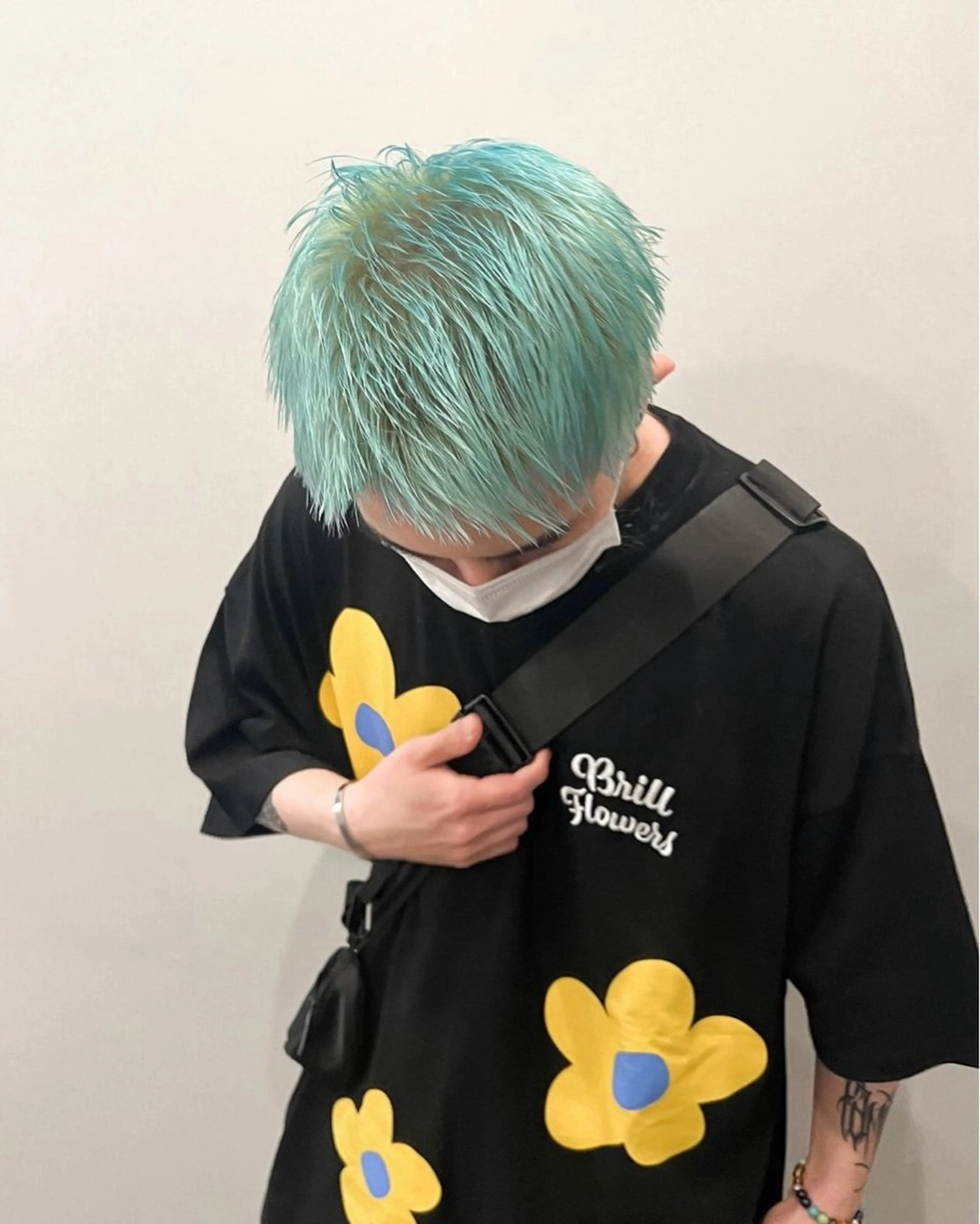 ショート カラー メンズ 大阪メンズハイトーン /スパイキー/RAIのヘアスタイル