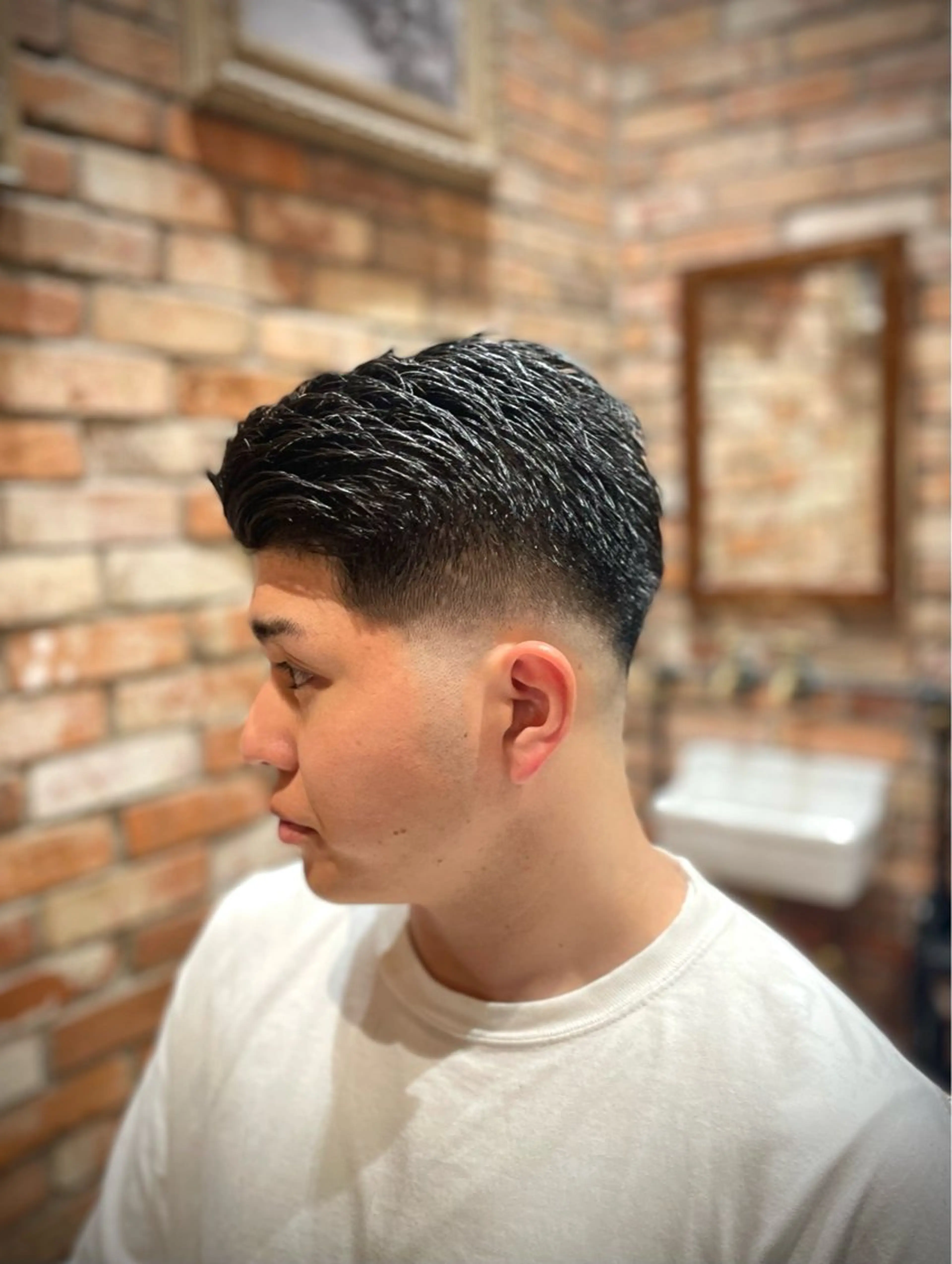 ショート ヒロ銀座バーバーショップ東京駅丸の内店所属・對馬 虎太郎のヘアスタイル