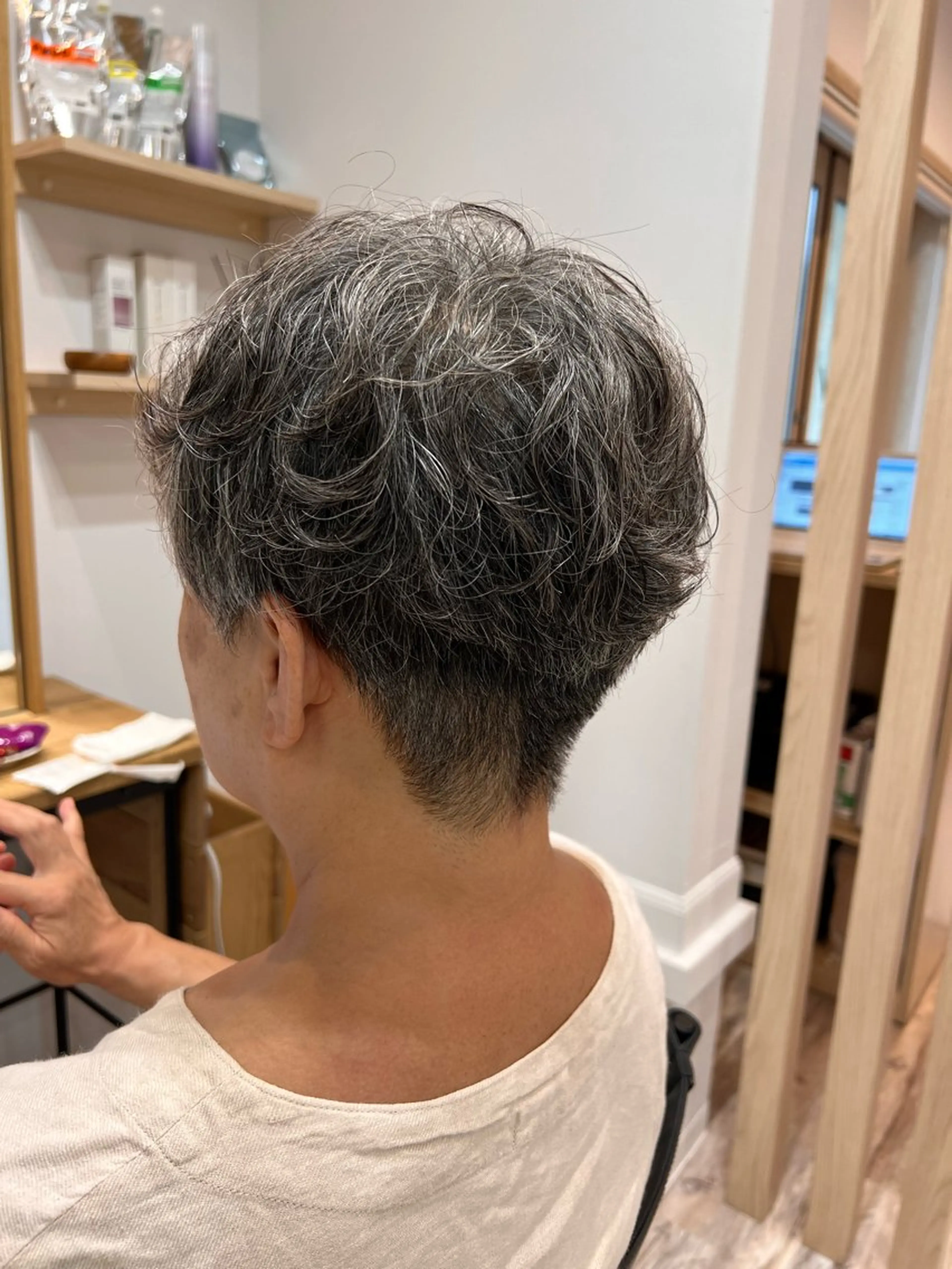 ショート パーマ 渡部 未歩のヘアスタイル