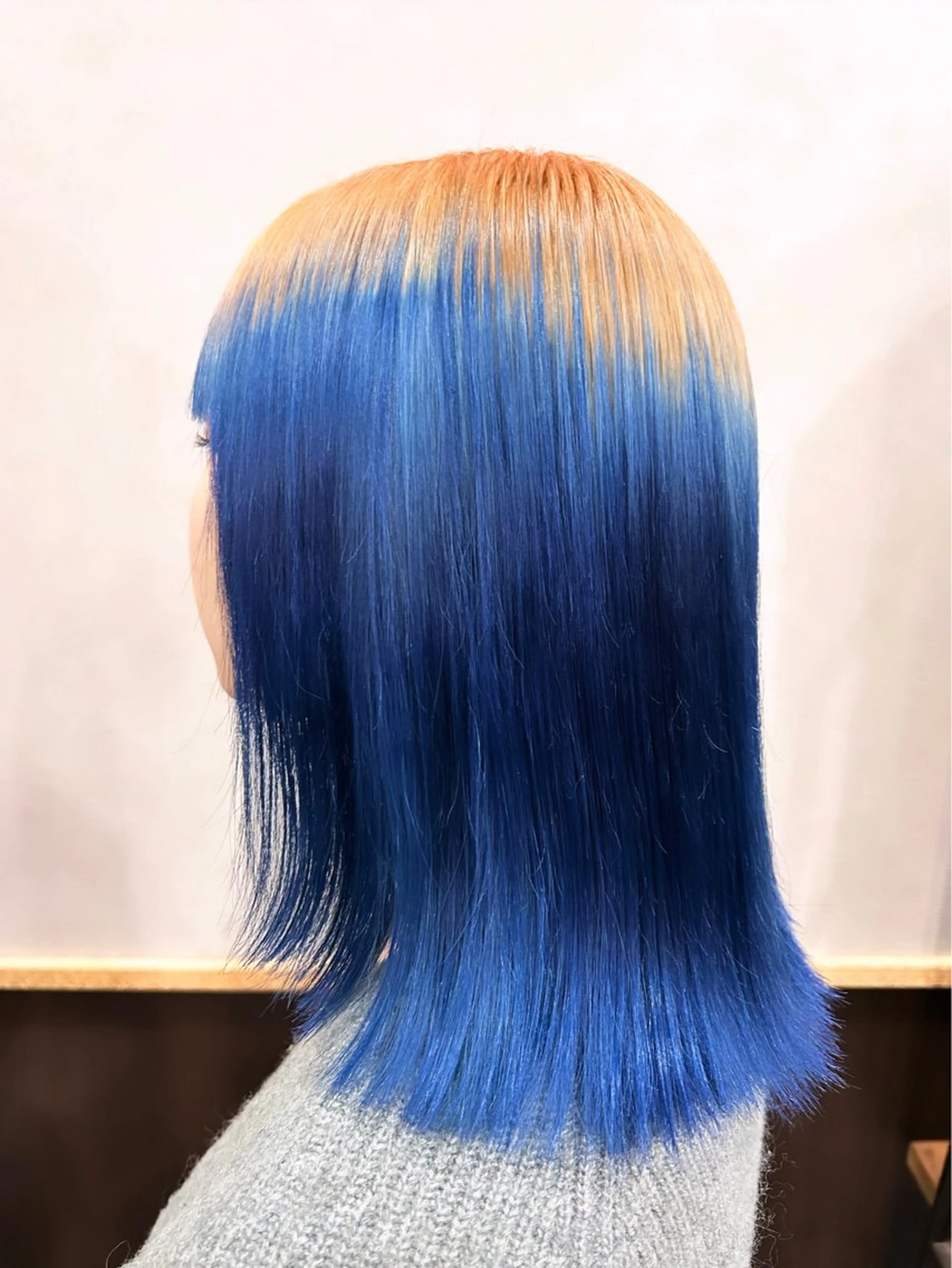 ミディアム ヘアカラー 🦄🩵YUNA 🩵🦄のヘアスタイル