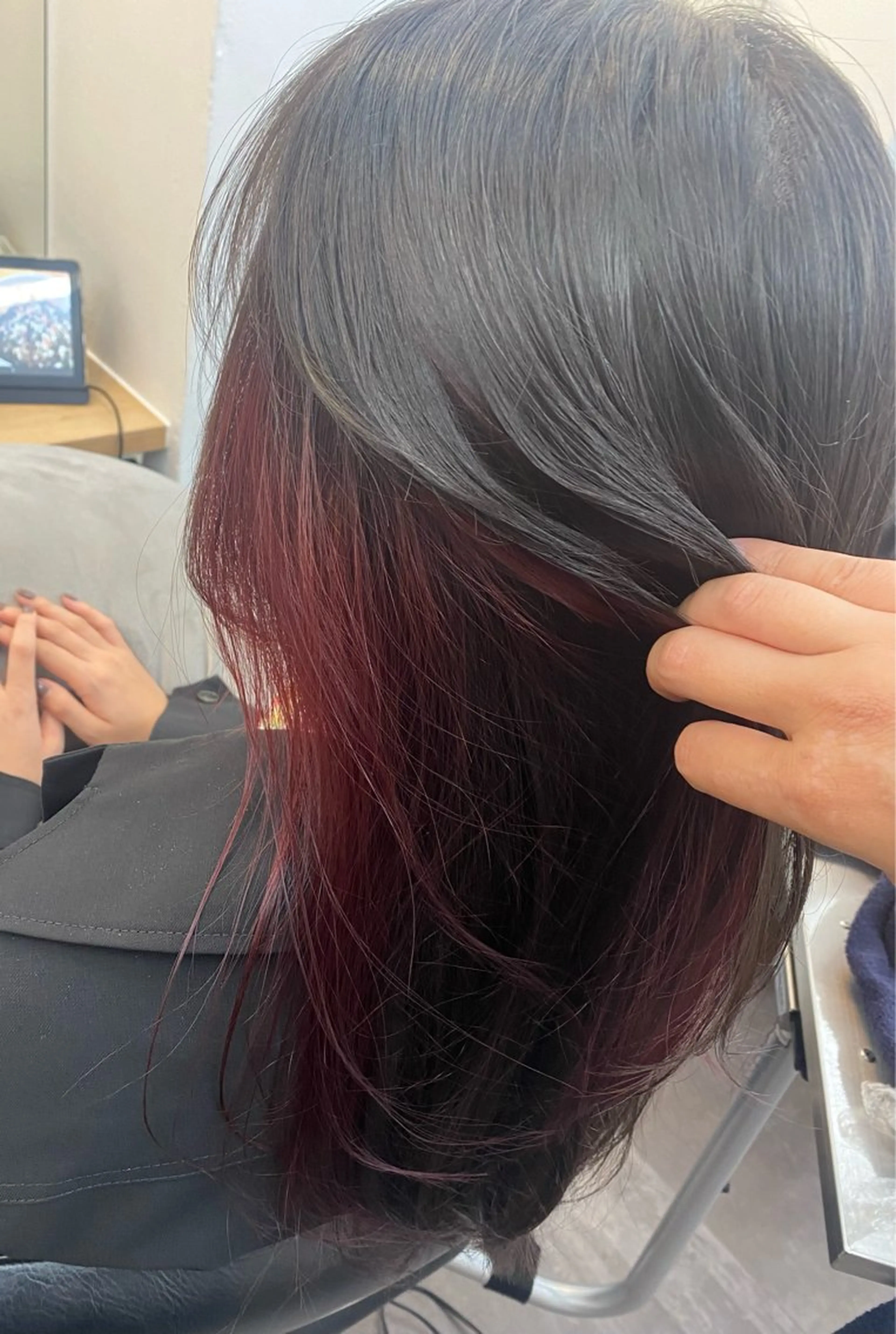 ミディアム カラー SALOWIN銀座Suite所属・長谷川 なつみのヘアスタイル