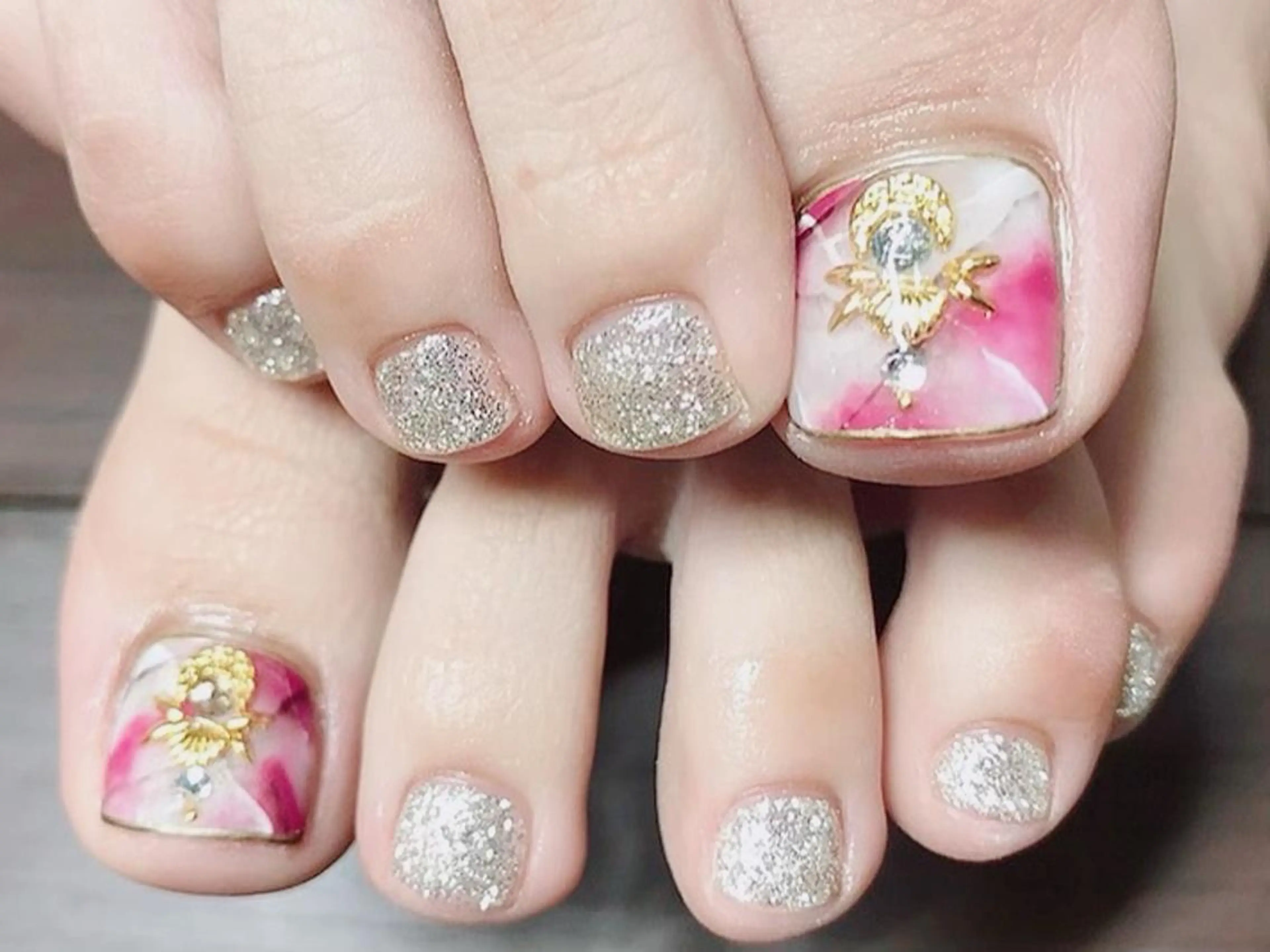 ネイル LIBEA所属・LIBEA ：nail＆eyeのマツエク・マツパデザイン