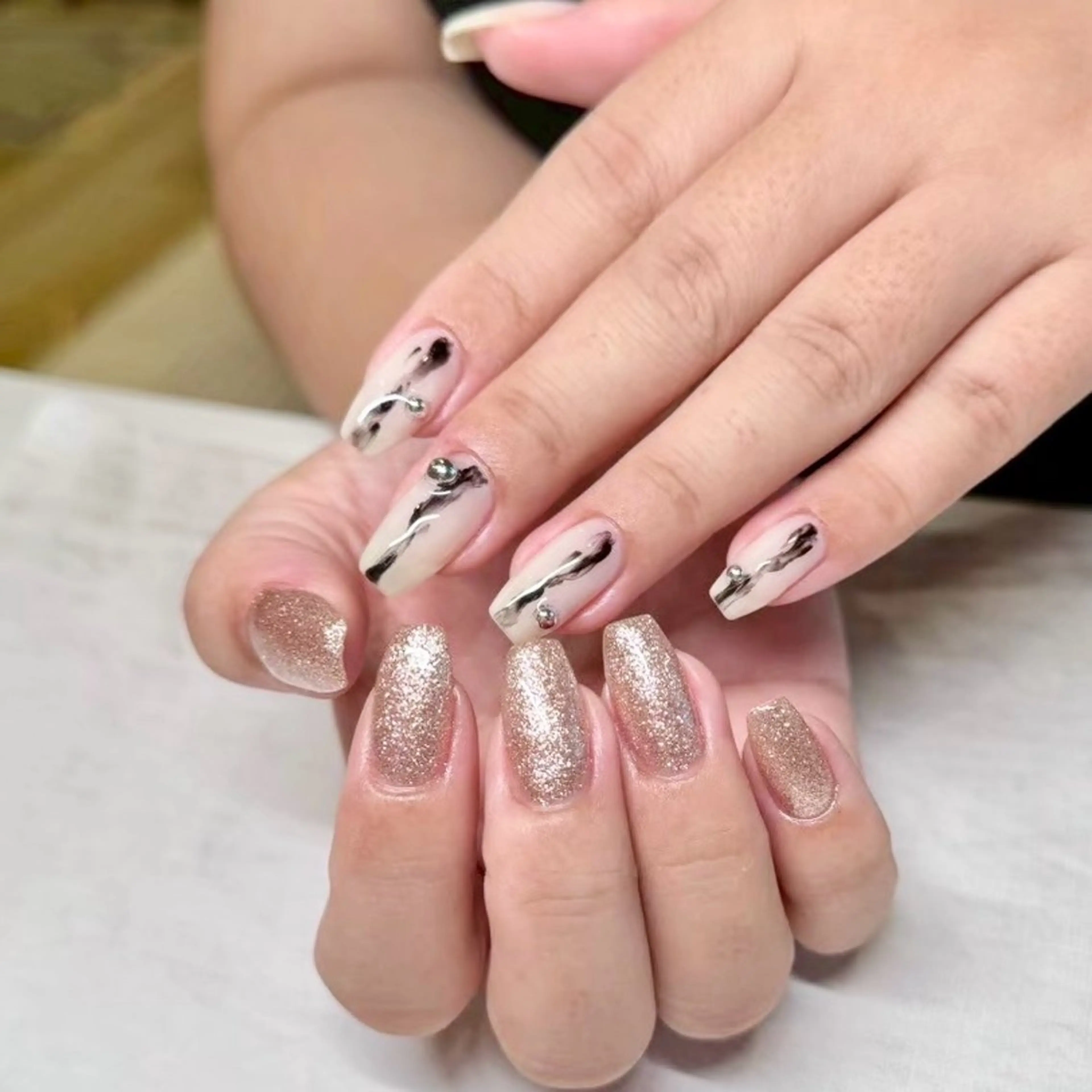 ネイル ハンドネイル 【B.nail】名古屋志賀本通-フィルイン/ニュアンス/定額/長さだし-所属・橋立 敬子のネイルデザイン
