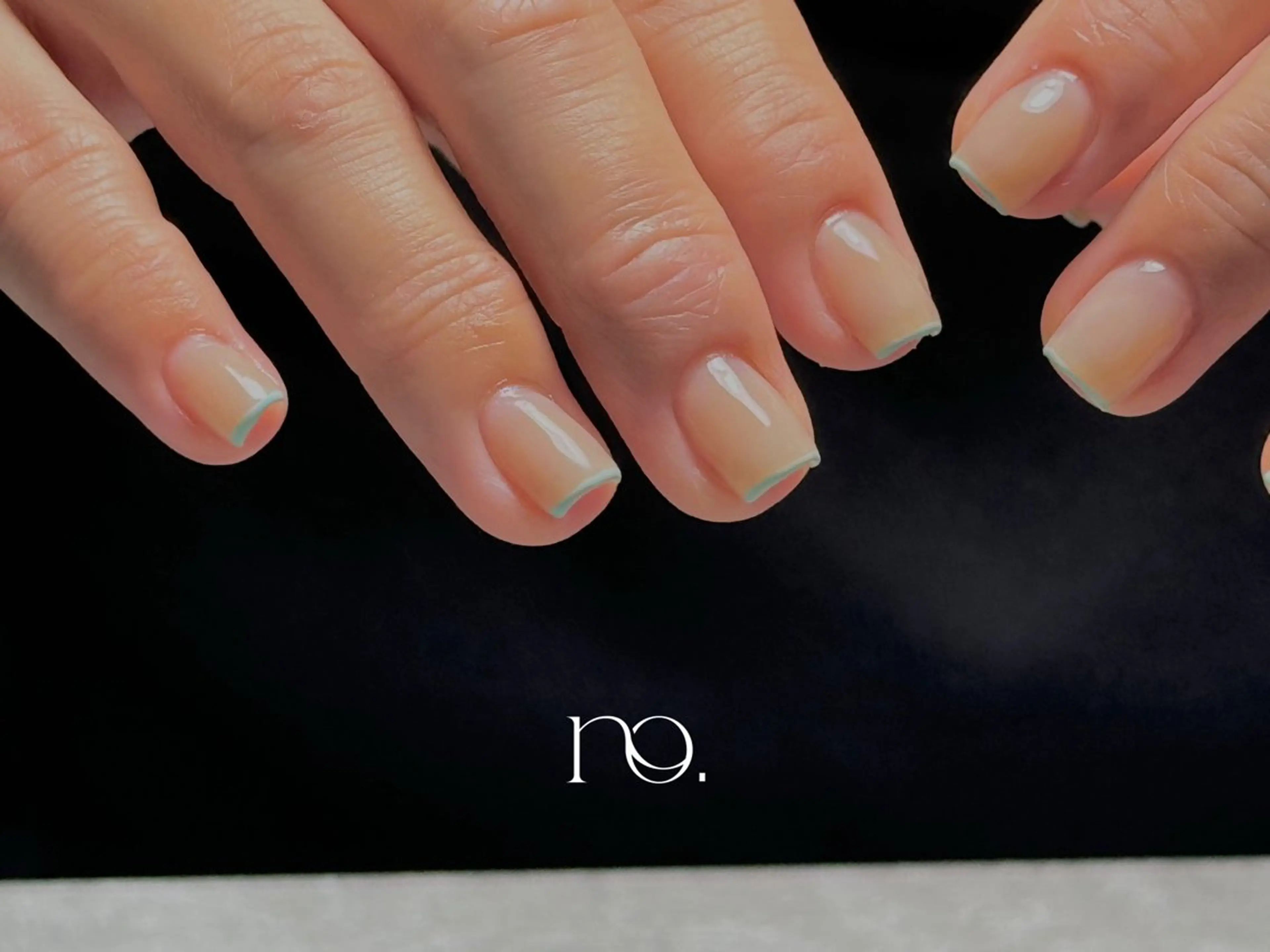 ネイル アートネイル フレンチネイル ワンカラーネイル ハンドネイル noé. private salon所属・noé. プライベートサロンのネイルデザイン