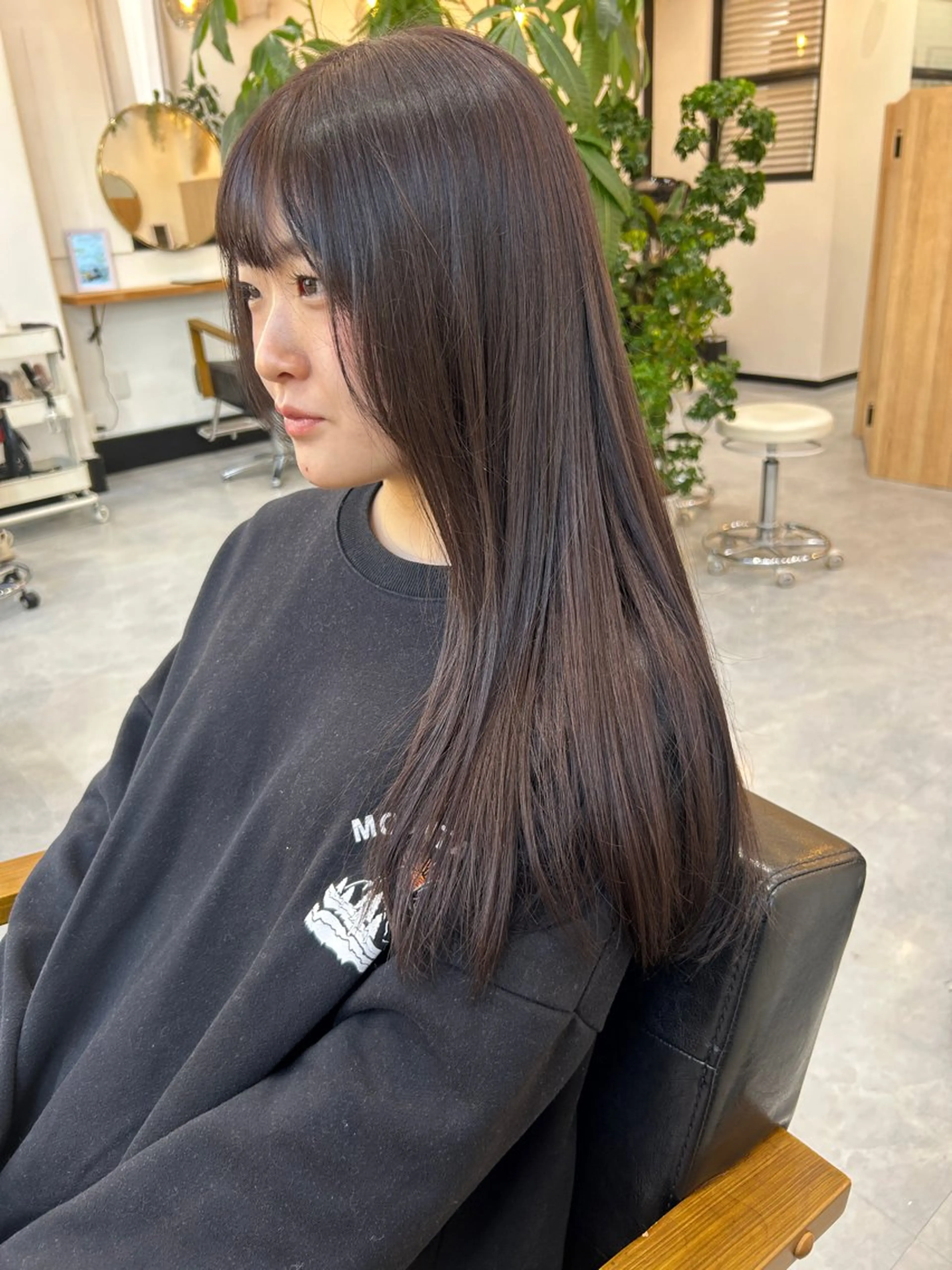 ロング カラー ヘアカラー トリートメント CARICIA 白木 由里加のヘアスタイル