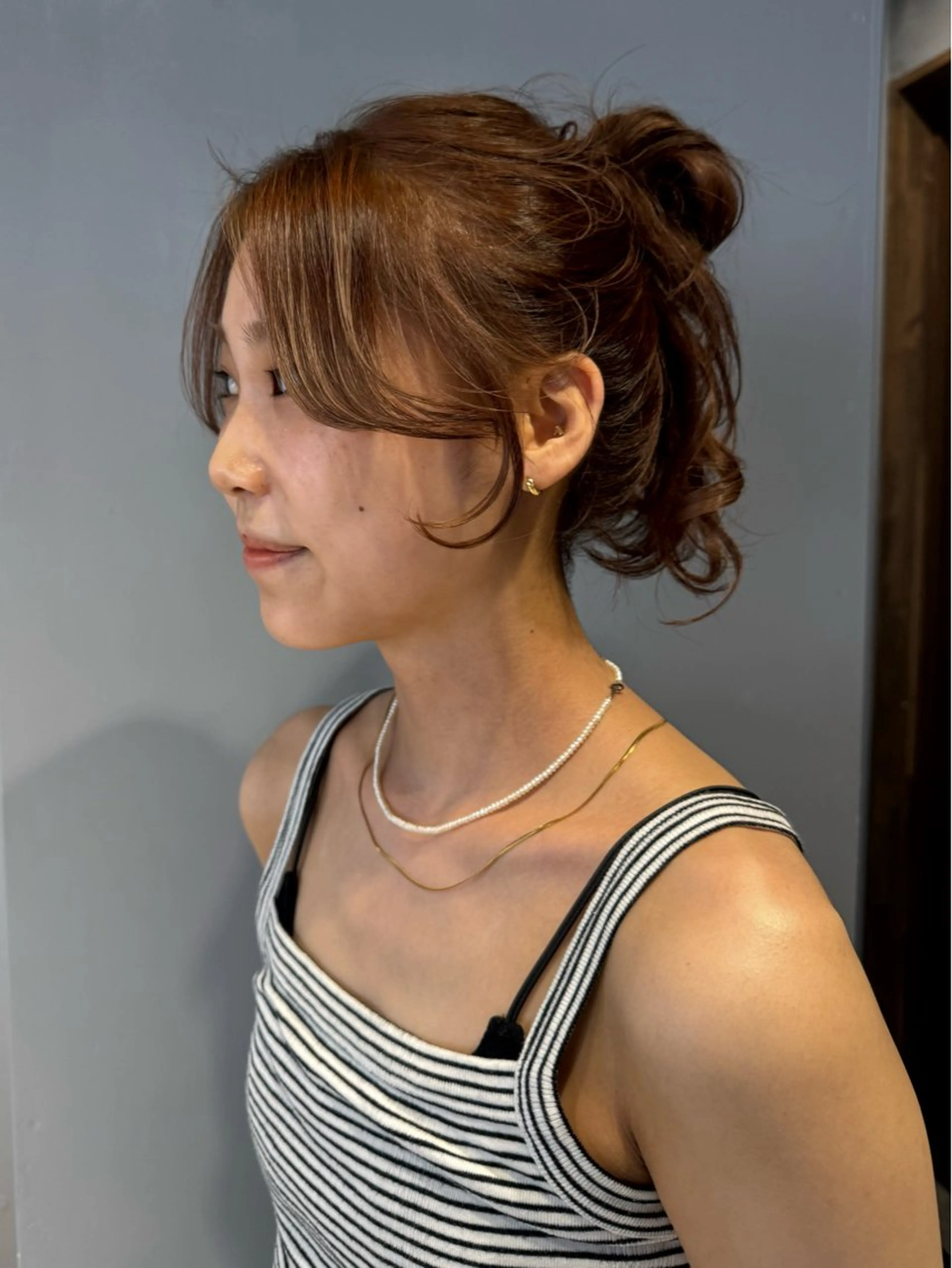 セミロング お団子ヘア カット ヘアカラー 画 kirikaのヘアスタイル