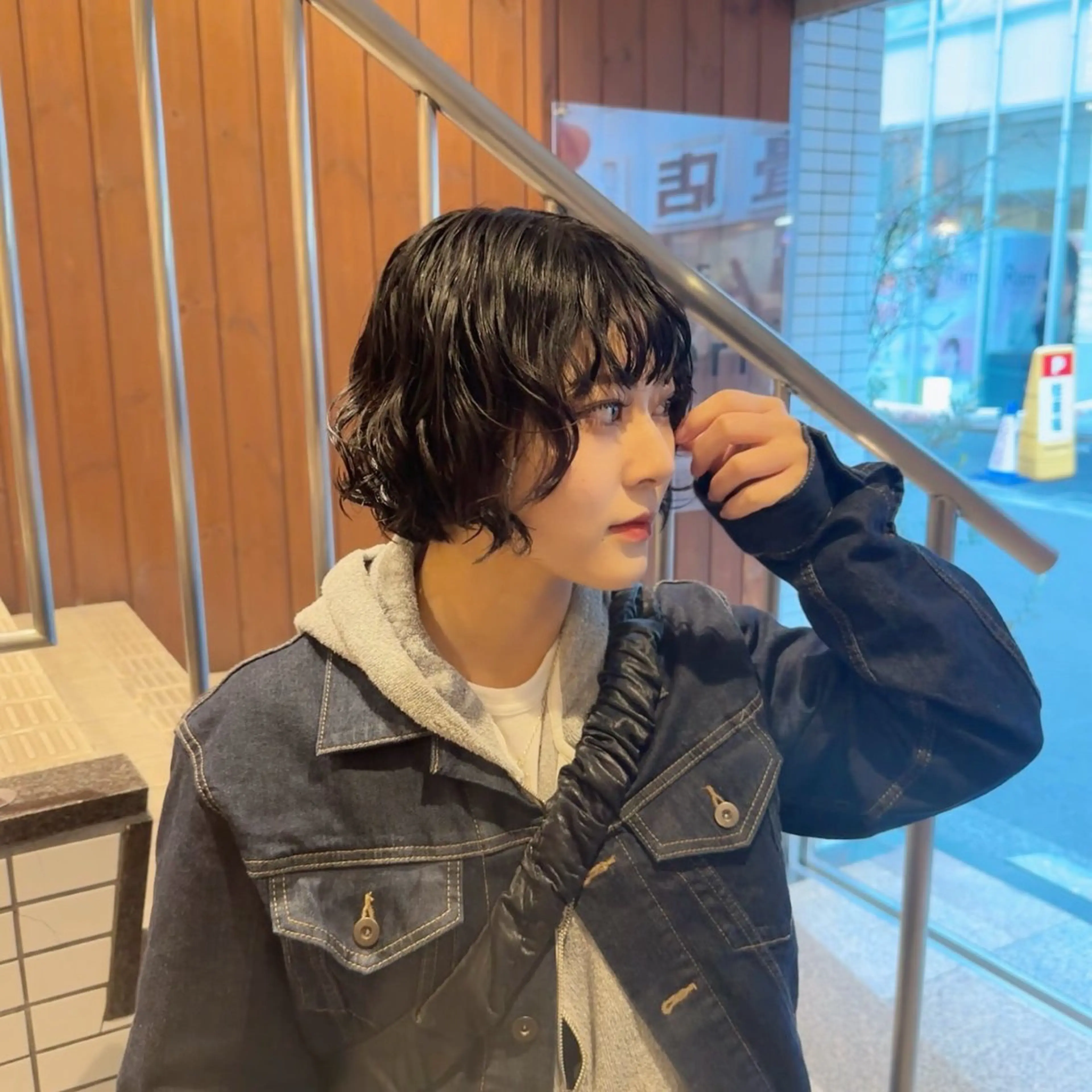 ミディアム パーマ ミディアムパーマ ボブ レイヤーカット カット パーマ 横浜/カット/ パーマ/shuのヘアスタイル