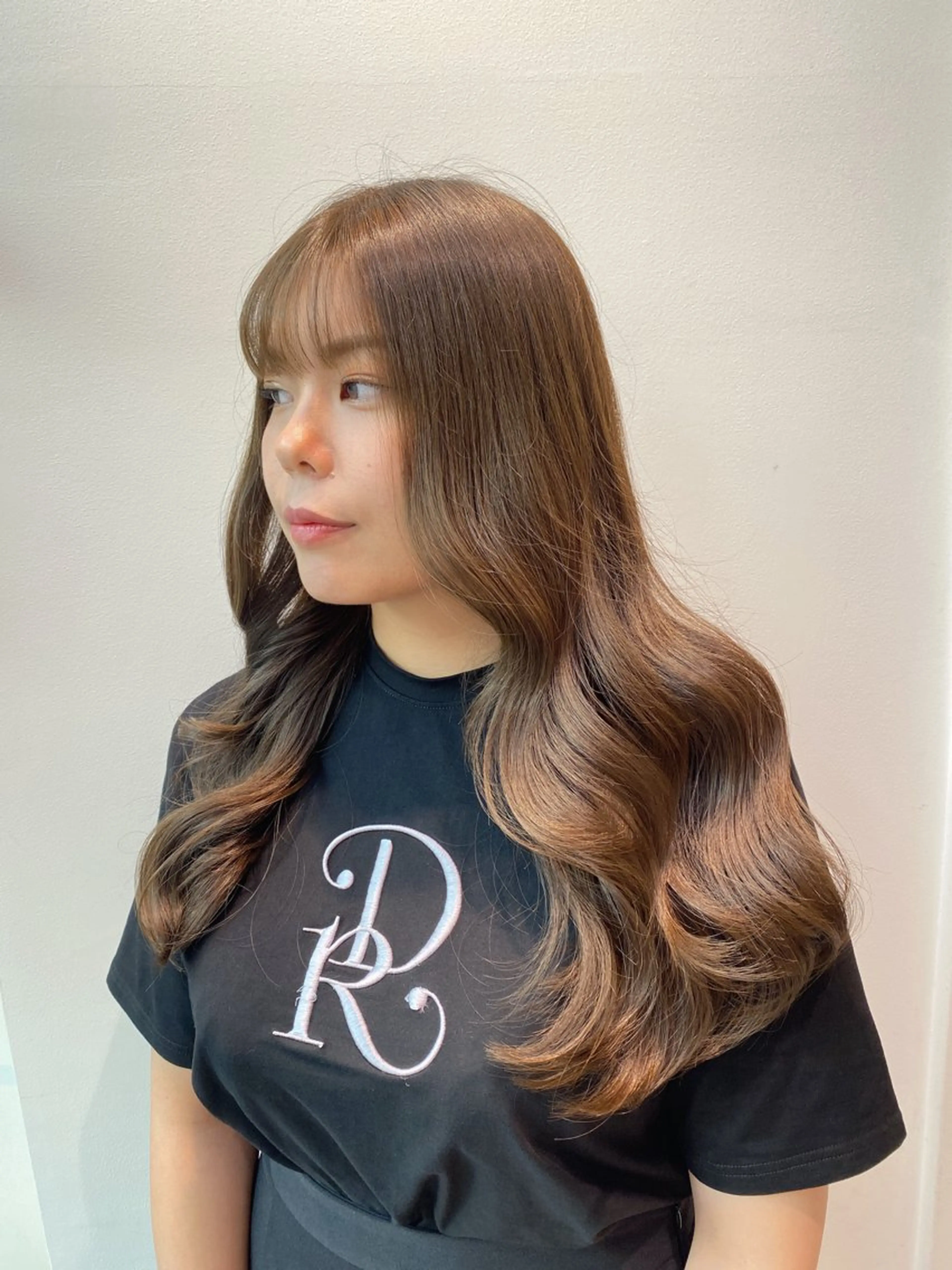 【8/10 19時、19時半 限定モデル特別価格】🤎ブリーチなしダブルカラー🤎＋トリートメント＋シャンプーブローの写真