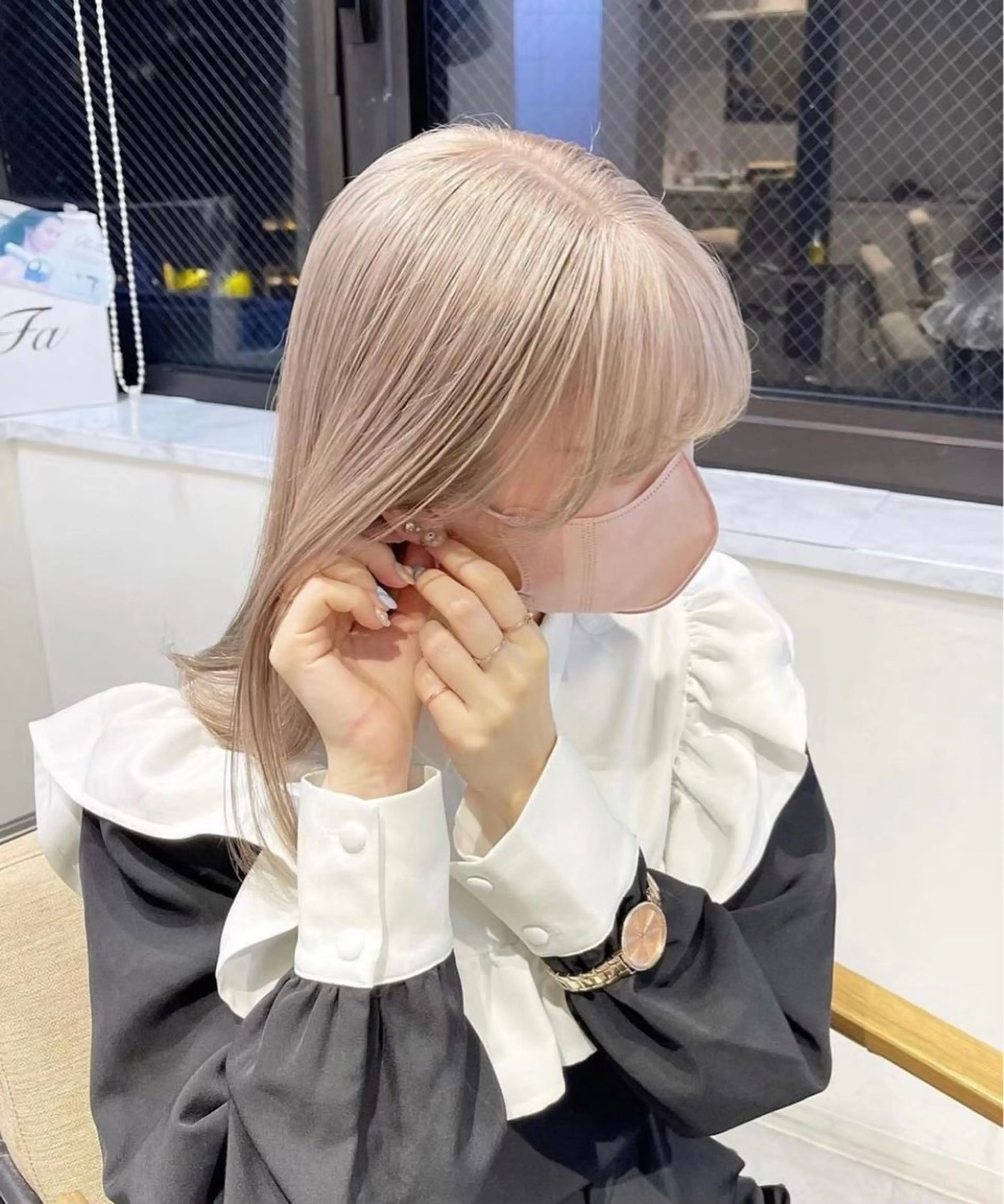ミディアム カラー パーマ ヘアアレンジ ミディアムパーマ ブリーチ 透明感カラー ダブルカラー グラデーションカラー カット ヘアカラー トリートメント Eir江坂　カット/ボブ/ショート/髪質改善カラー/トリートメント所属・髪質改善カラー特化 亮輔【江坂駅すぐ】のヘアスタイル