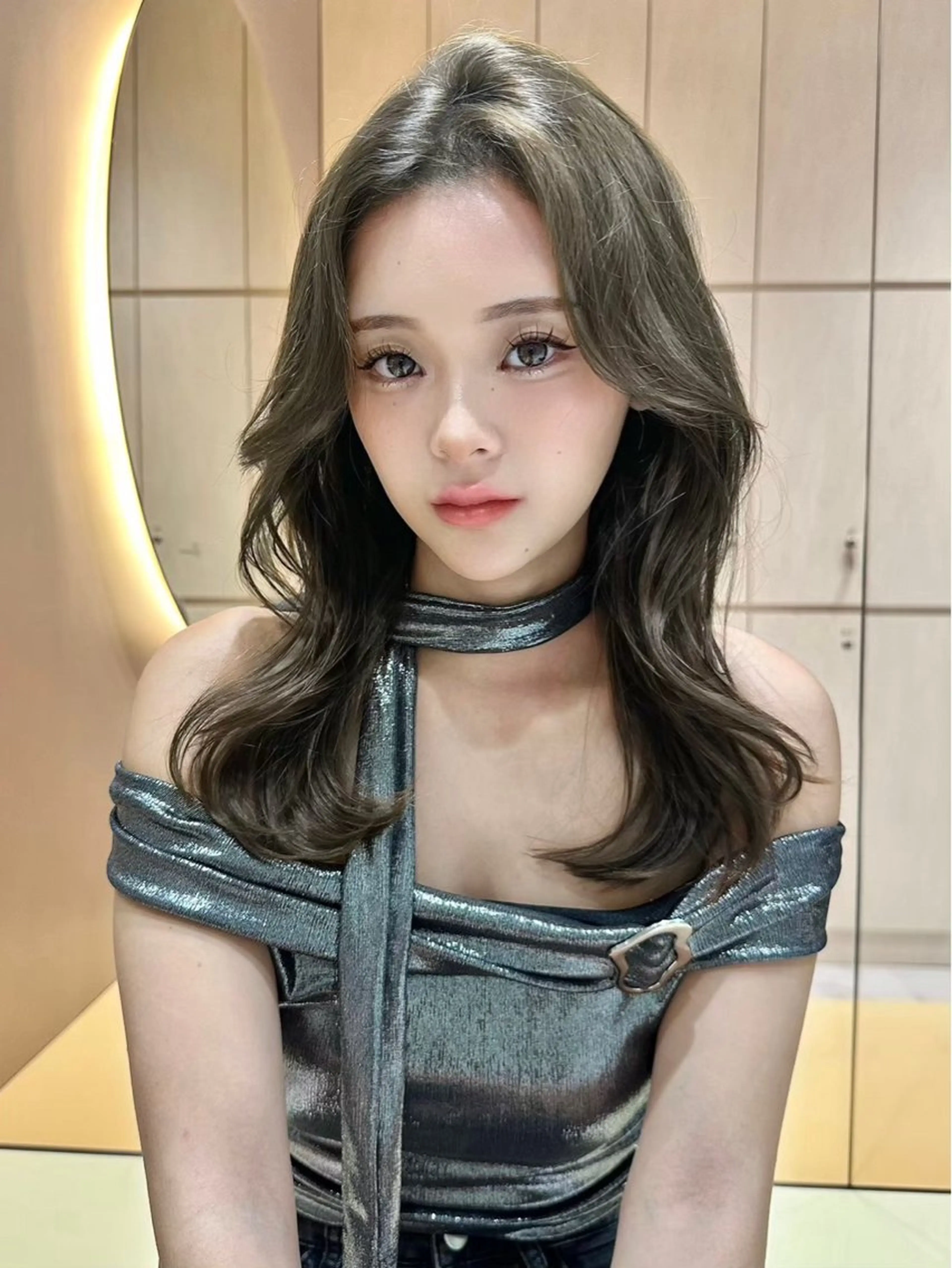 ミディアム カット ヘアカラー 縮毛矯正 ブリーチなし髪質改善 🎀GLROW のんのヘアスタイル