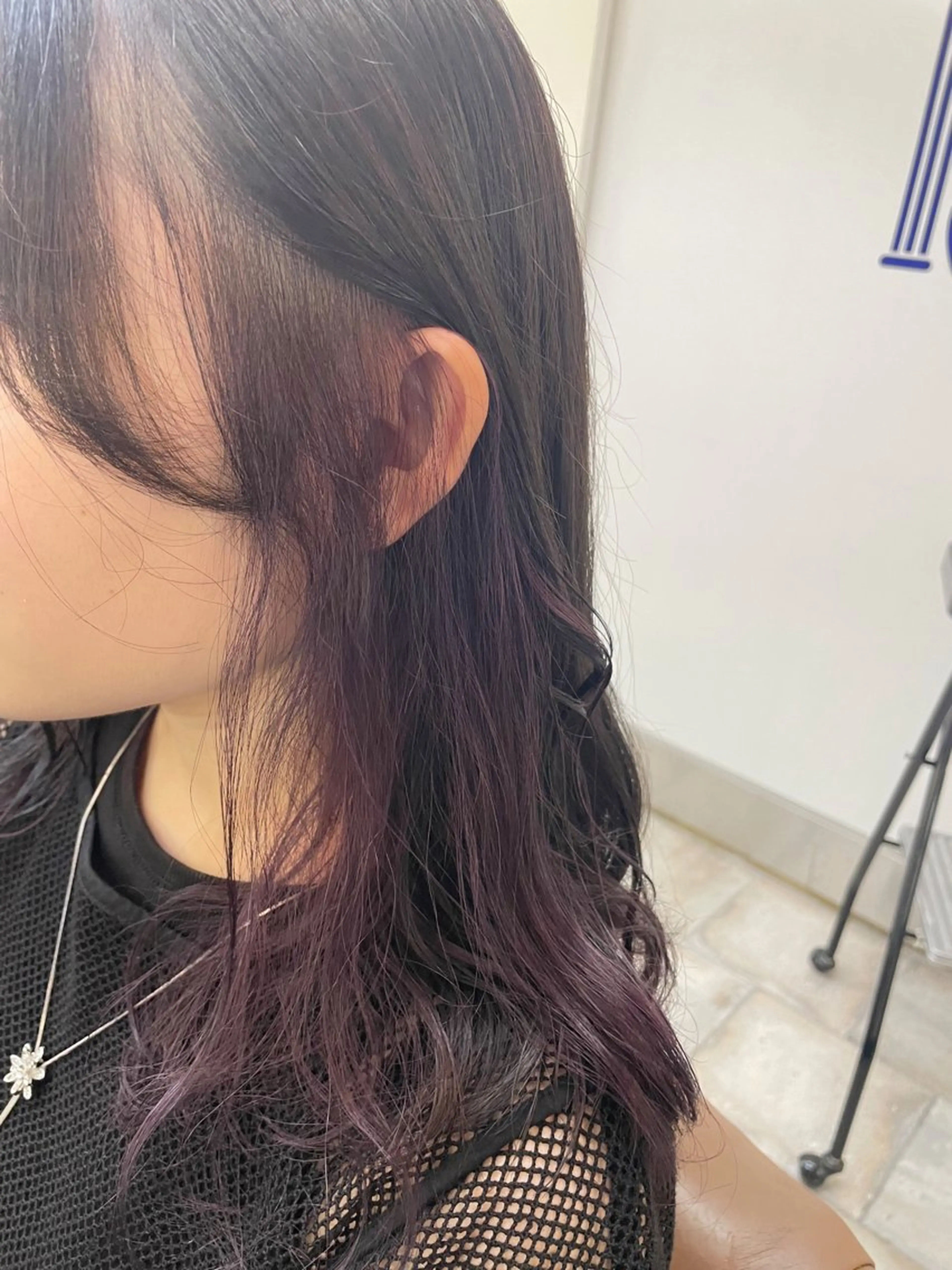 ロング カラー アッシュ ブリーチ カシス 🍒新家 さくら🍒のヘアスタイル